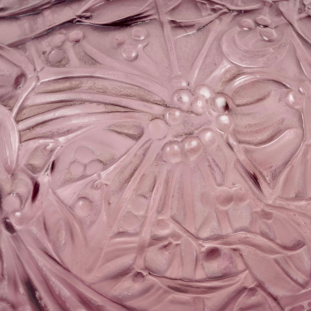 Art Deco 1920 René Lalique - Vase Gui Mistletoe Amethyst Plum Glass For Sale