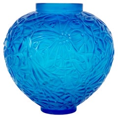 1920 René Lalique - Vase Gui Mistletoe Electric Blue Glass