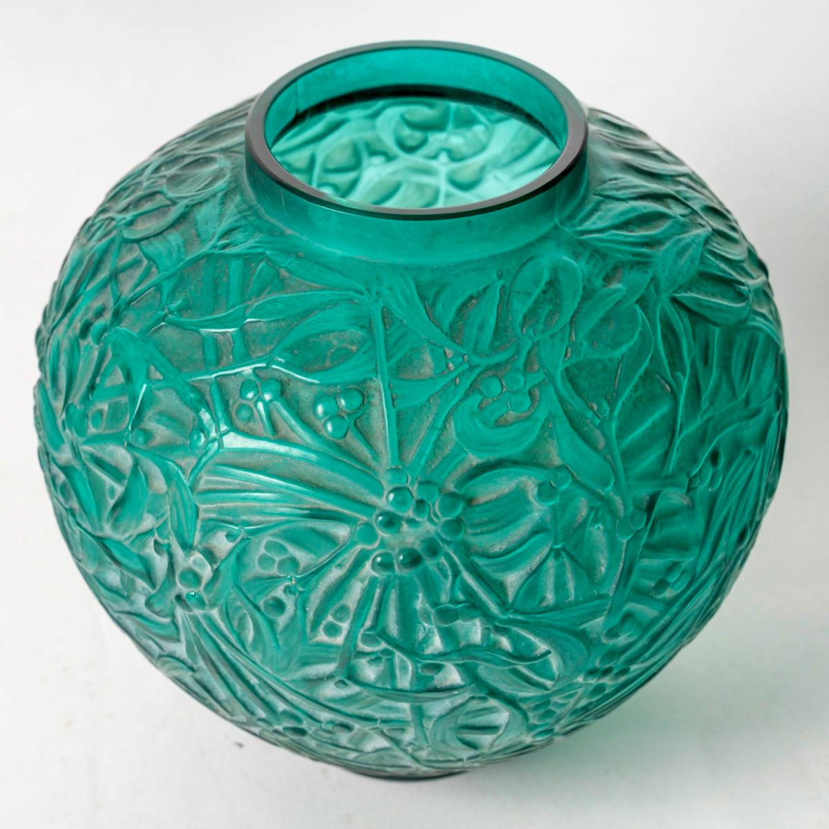 French 1920 René Lalique - Vase Gui Mistletoe Teal Green Glass With White Patina