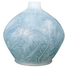 1920 René Lalique - Vase Plumes Cased Opalescent Glass With Blue Patina