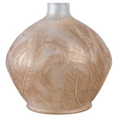 1920 René Lalique, Vase Plumes Double Cased Opalescent Glass with Sepia Patina
