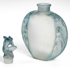 1920 Rene Lalique Vase Sirenes Avec Bouchon Figurine Frosted Glass & Blue Patina