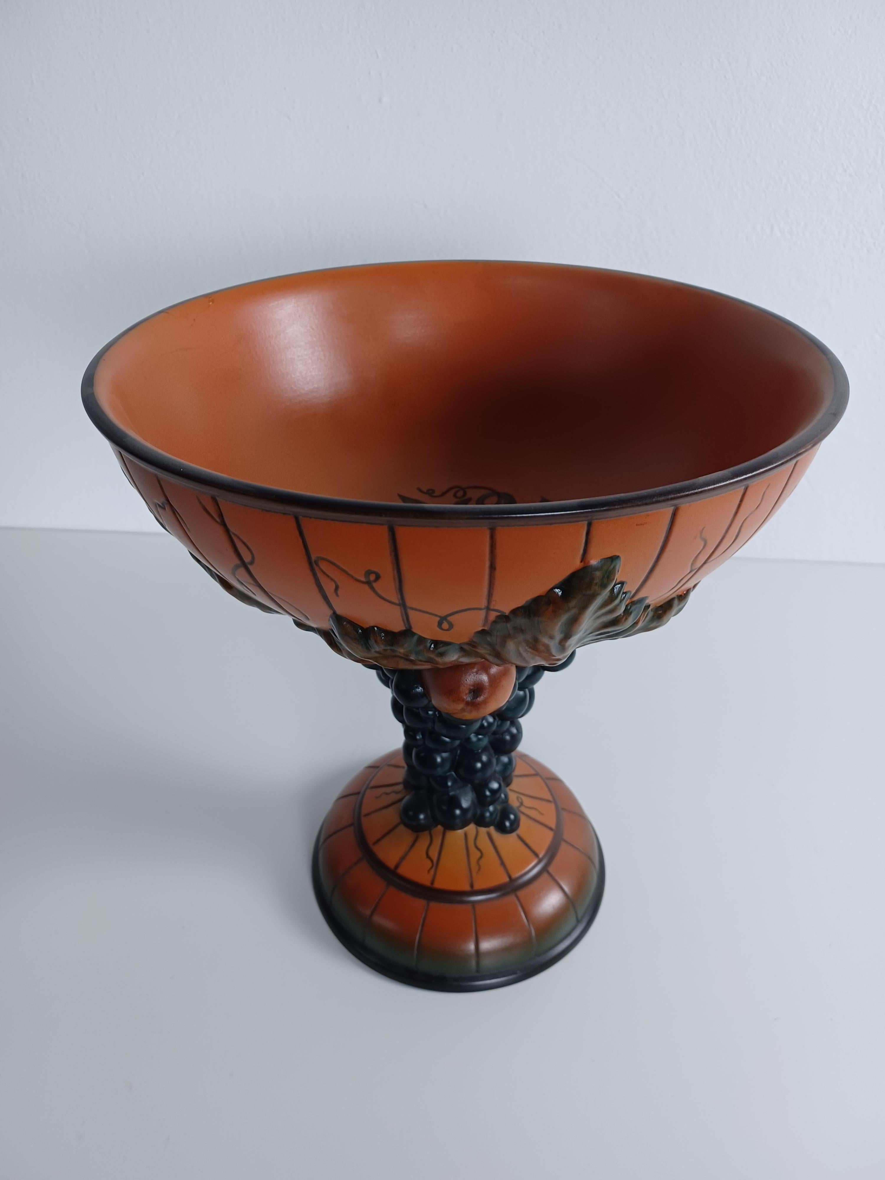 Hand-Crafted 1920´s Art Nouveau Hand Crafted Grape Bowl by Erik Magnussen for P. Ipsens Enke For Sale