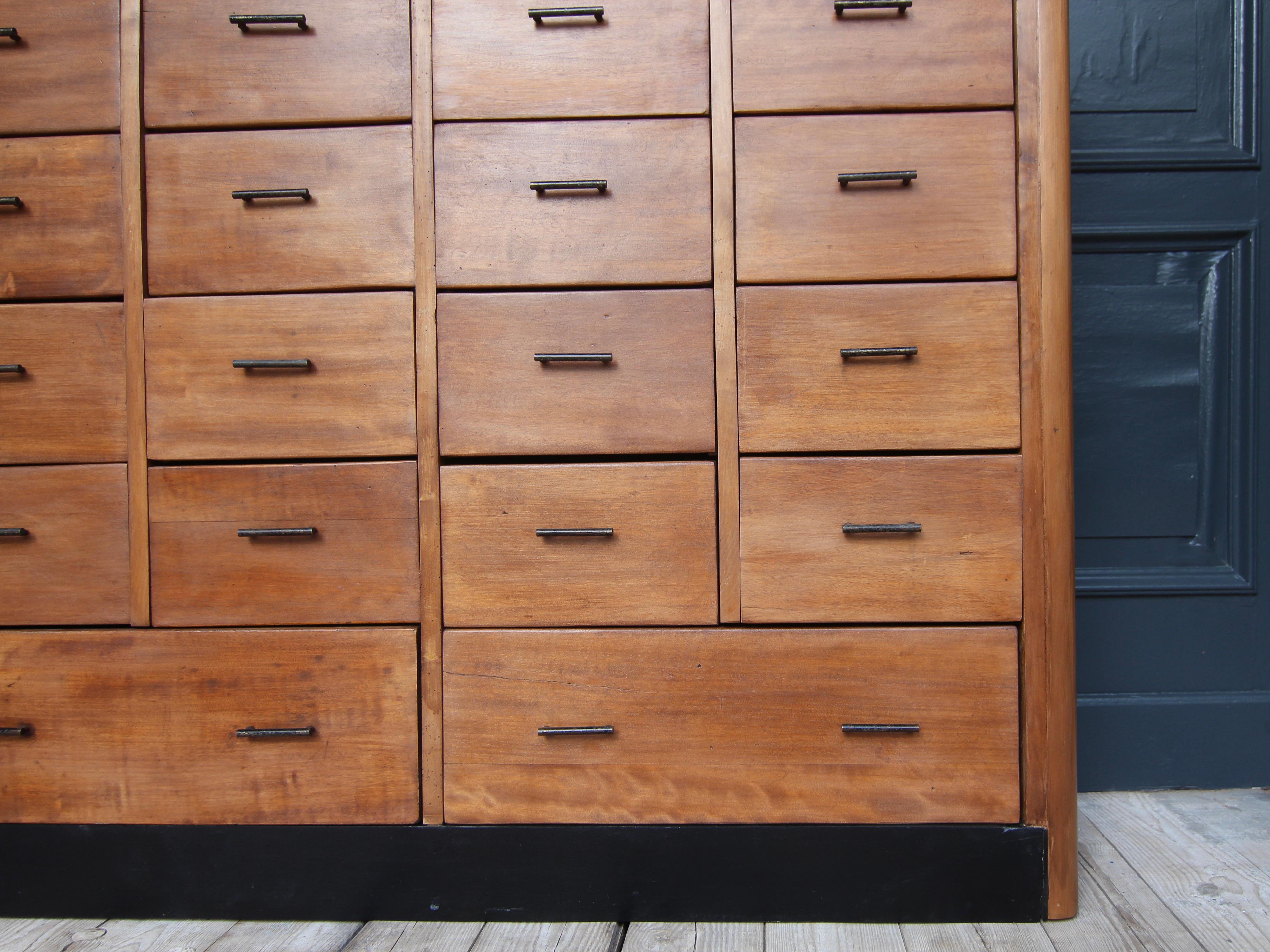 1920´s Bank of Drawers For Sale 11
