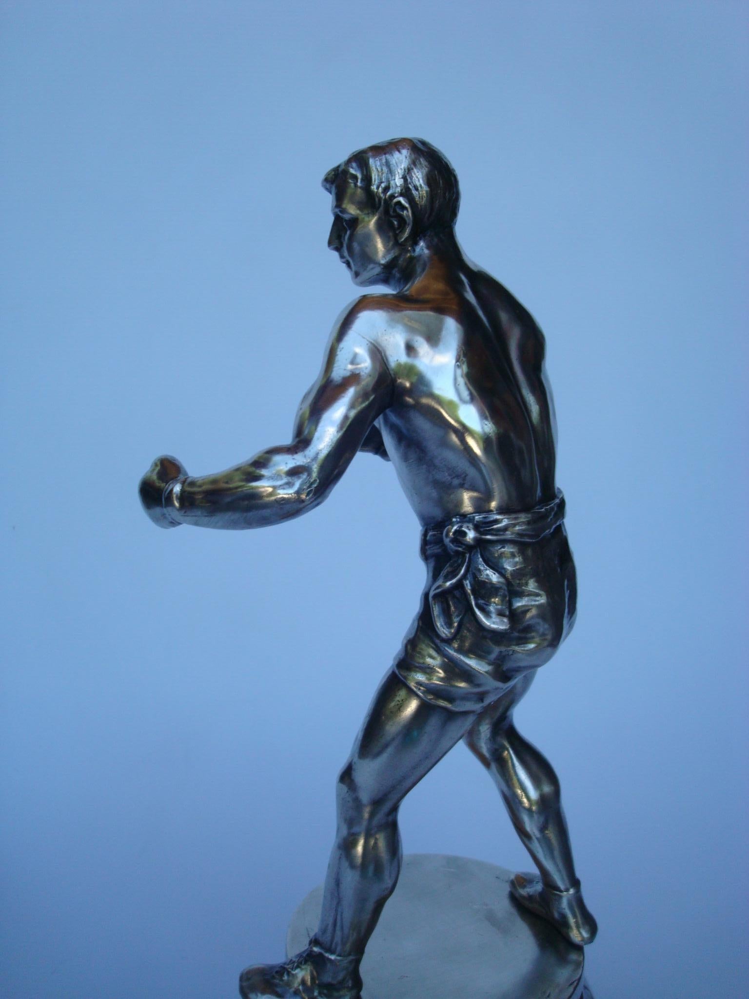 1920´s Boxer Sculpture / Table, Mantel Clock For Sale 5