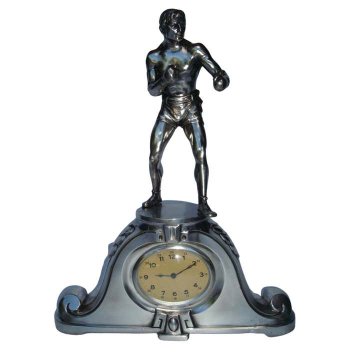 1920´s Boxer Sculpture / Table, Mantel Clock For Sale at 1stDibs