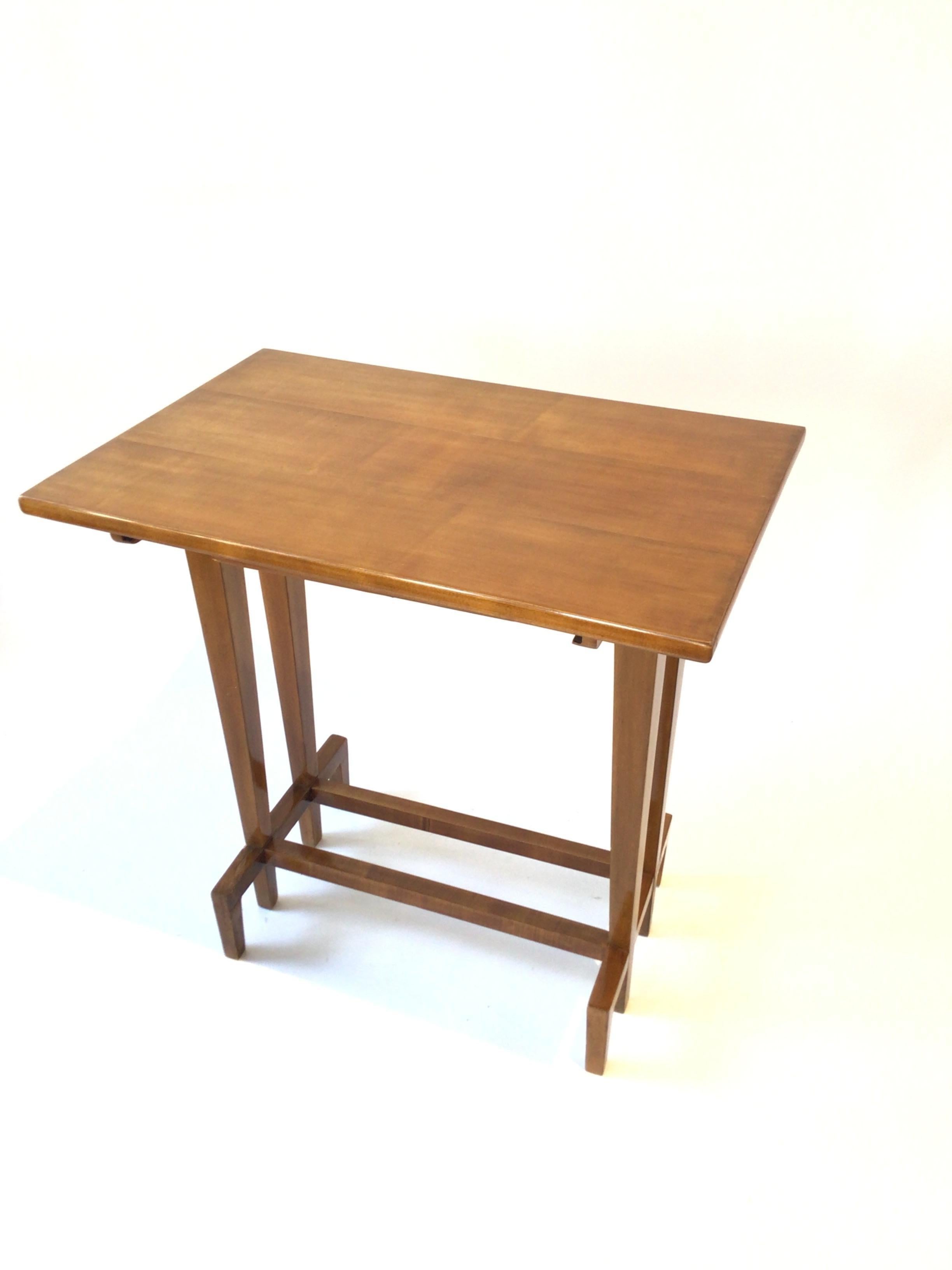 1920s Walnut Architectural Side Table In Good Condition For Sale In Tarrytown, NY