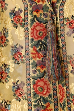 1920 silk jacquard printed shawl "Liberty" style with multicolor thread pompom