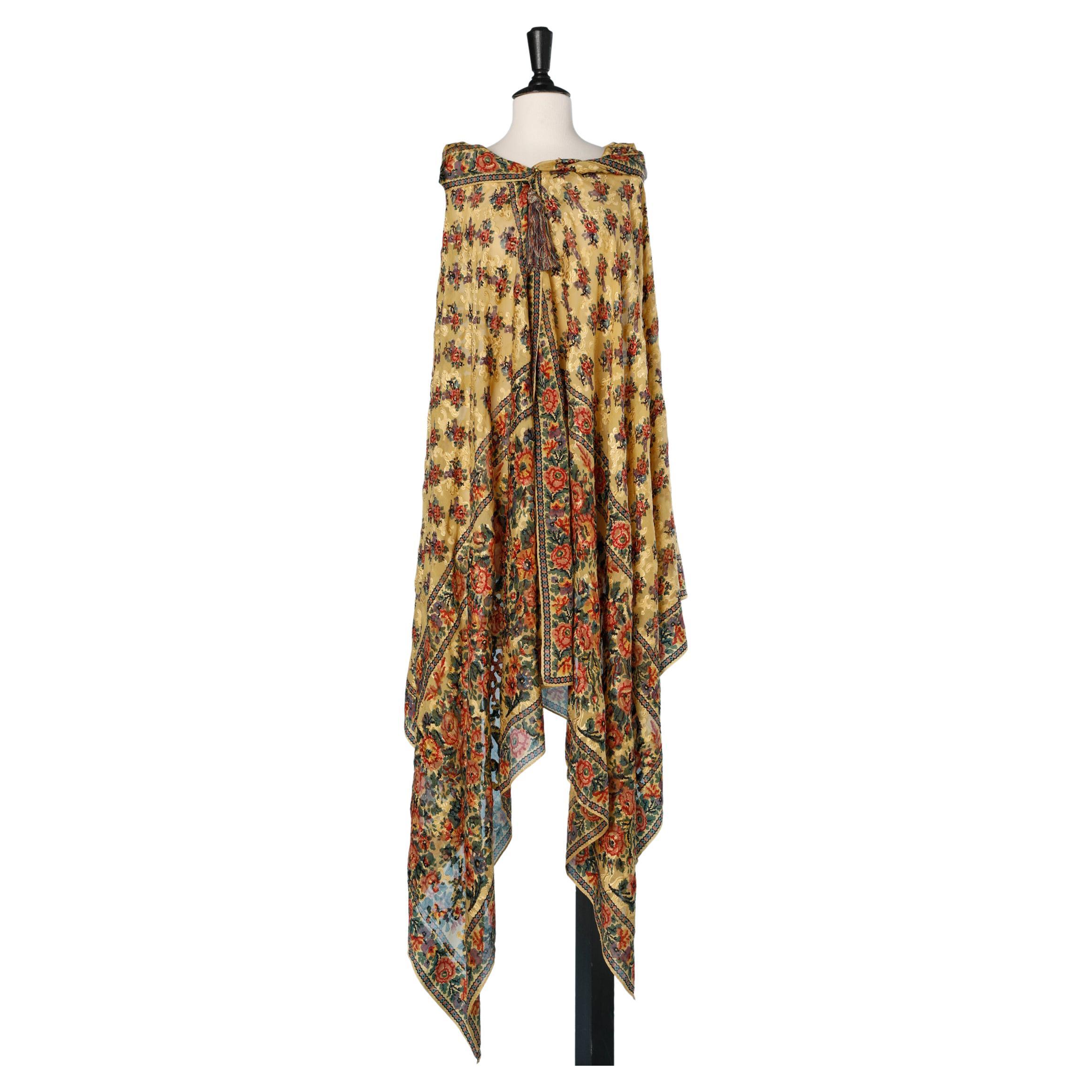 1920 silk jacquard printed shawl "Liberty" style with multicolor thread pompom For Sale