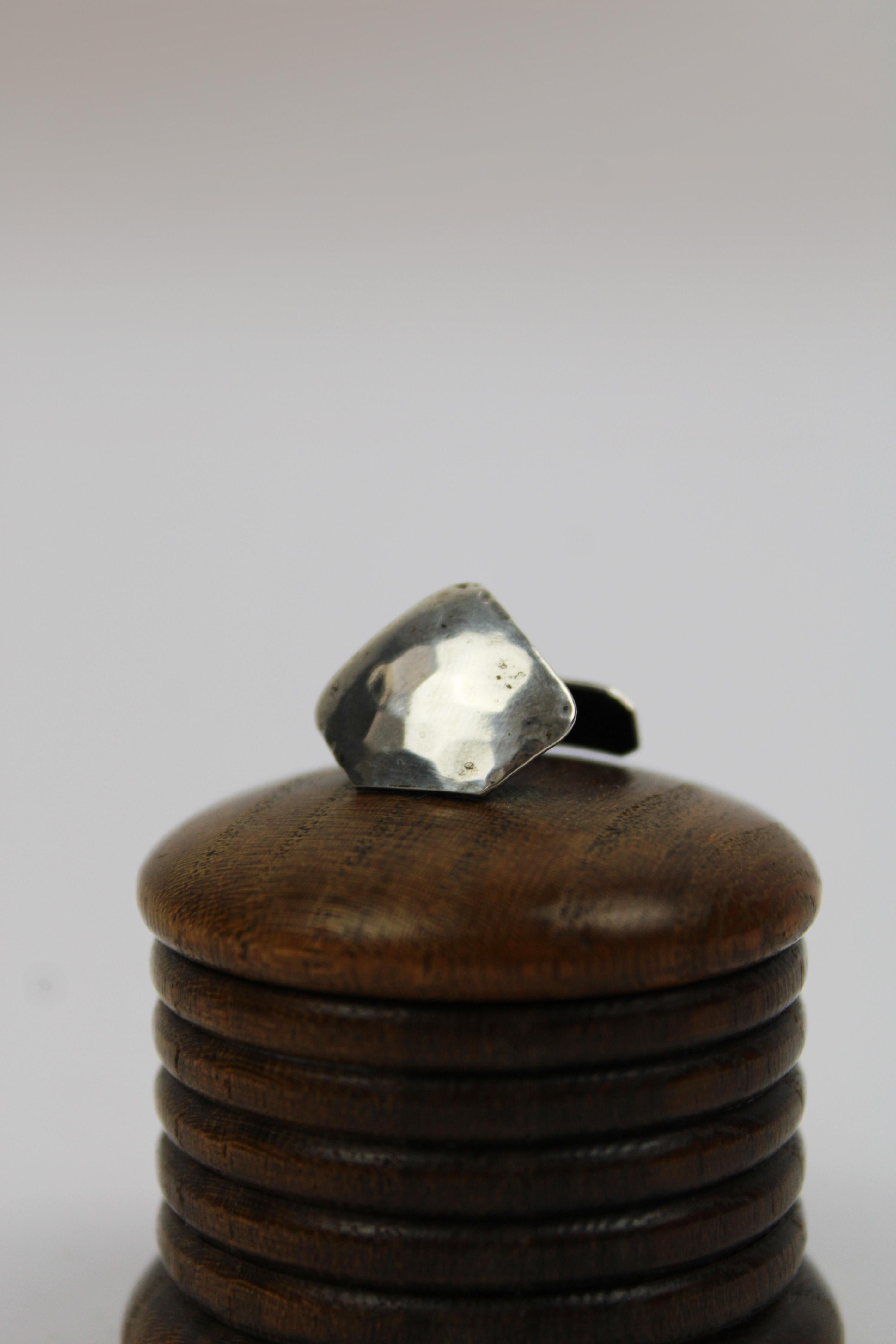 French 1920 Small Round Treen Cufflink box topped with silver Cufflink France For Sale