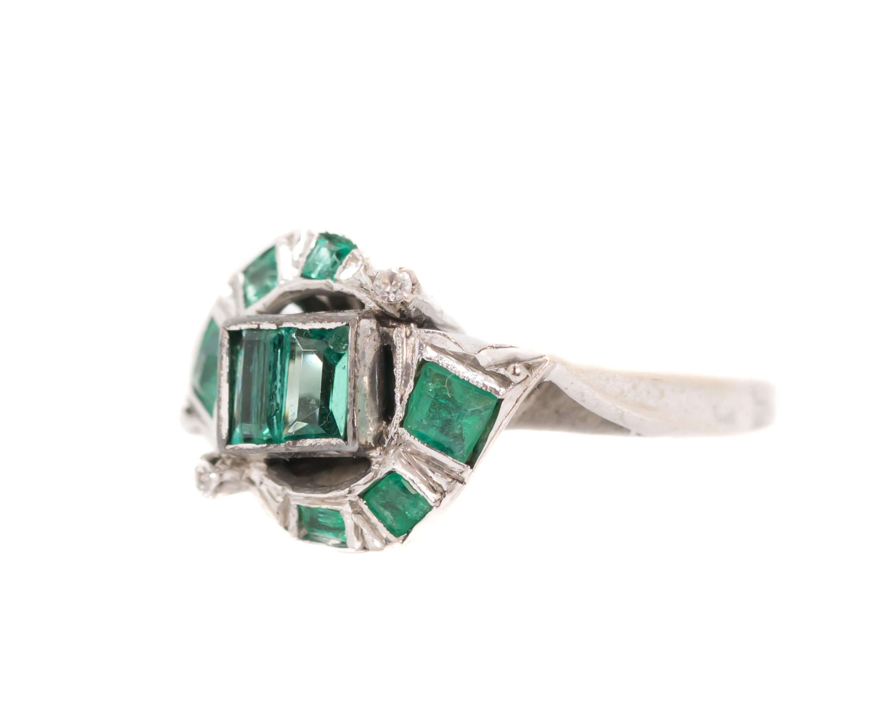 1920s 0.75 Carat Colombian Emerald and 18 Karat White Gold Bypass Ring 1