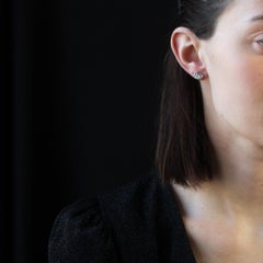 1920s 0.80 Carat Diamonds Set Dahlia 18 Karat White Gold Earrings