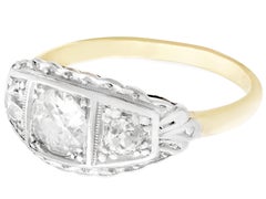 1920s 1.15 Carat Diamond and Yellow Gold Cocktail Engagement Ring