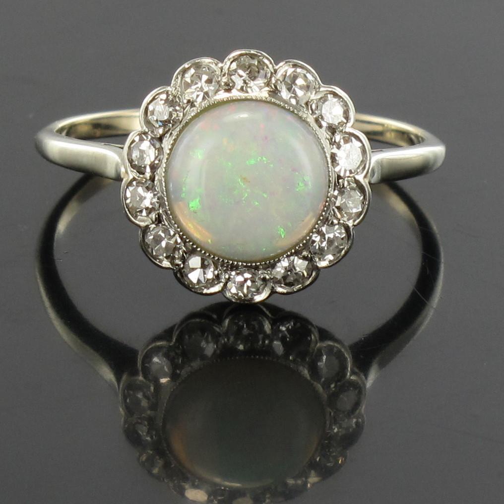 Women's 1920s 1.20 Carat Opal Diamonds Platinum Daisy Ring