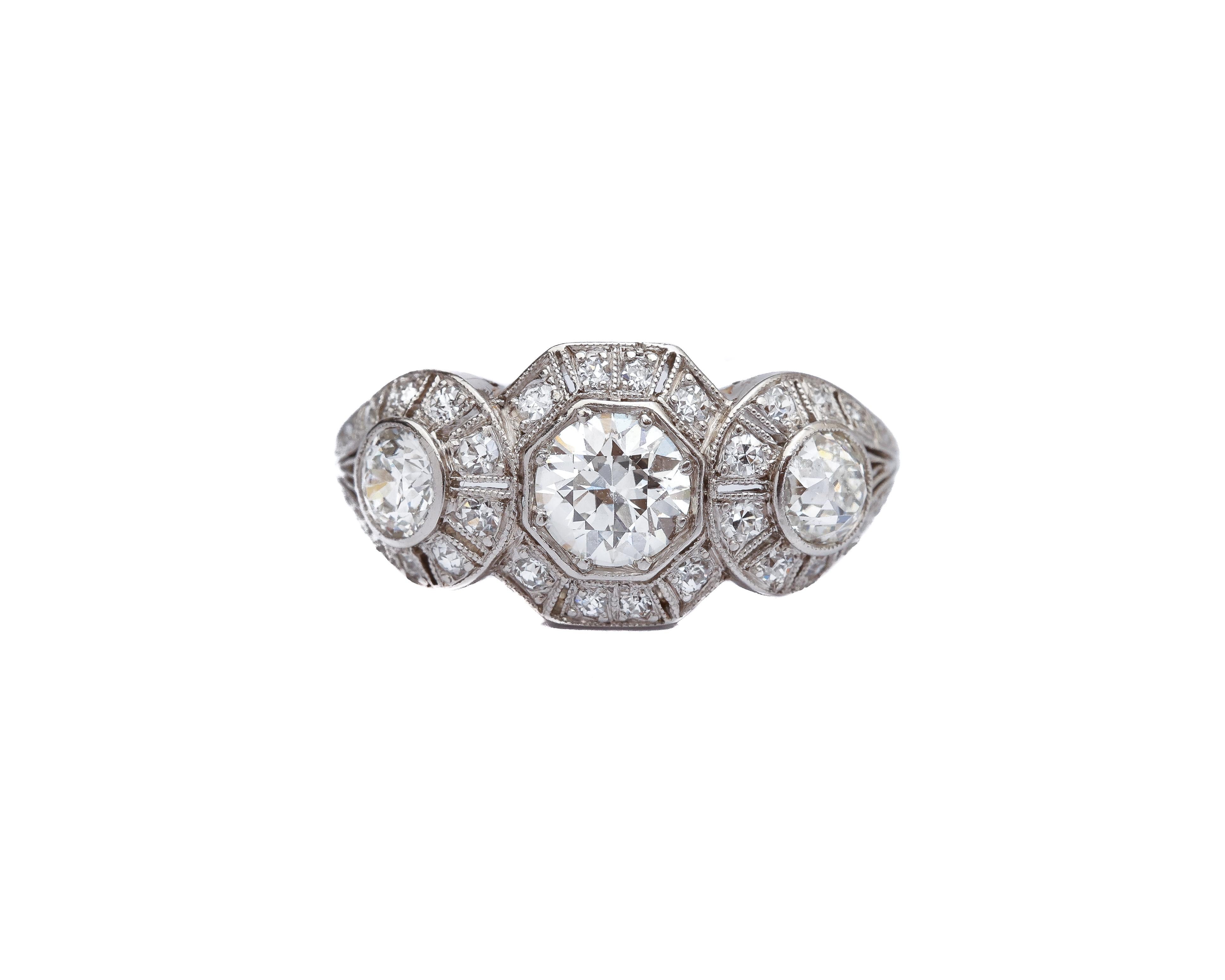 Women's 1920s 1.40 Carat Total 3-Stone Diamond Platinum Engagement Ring