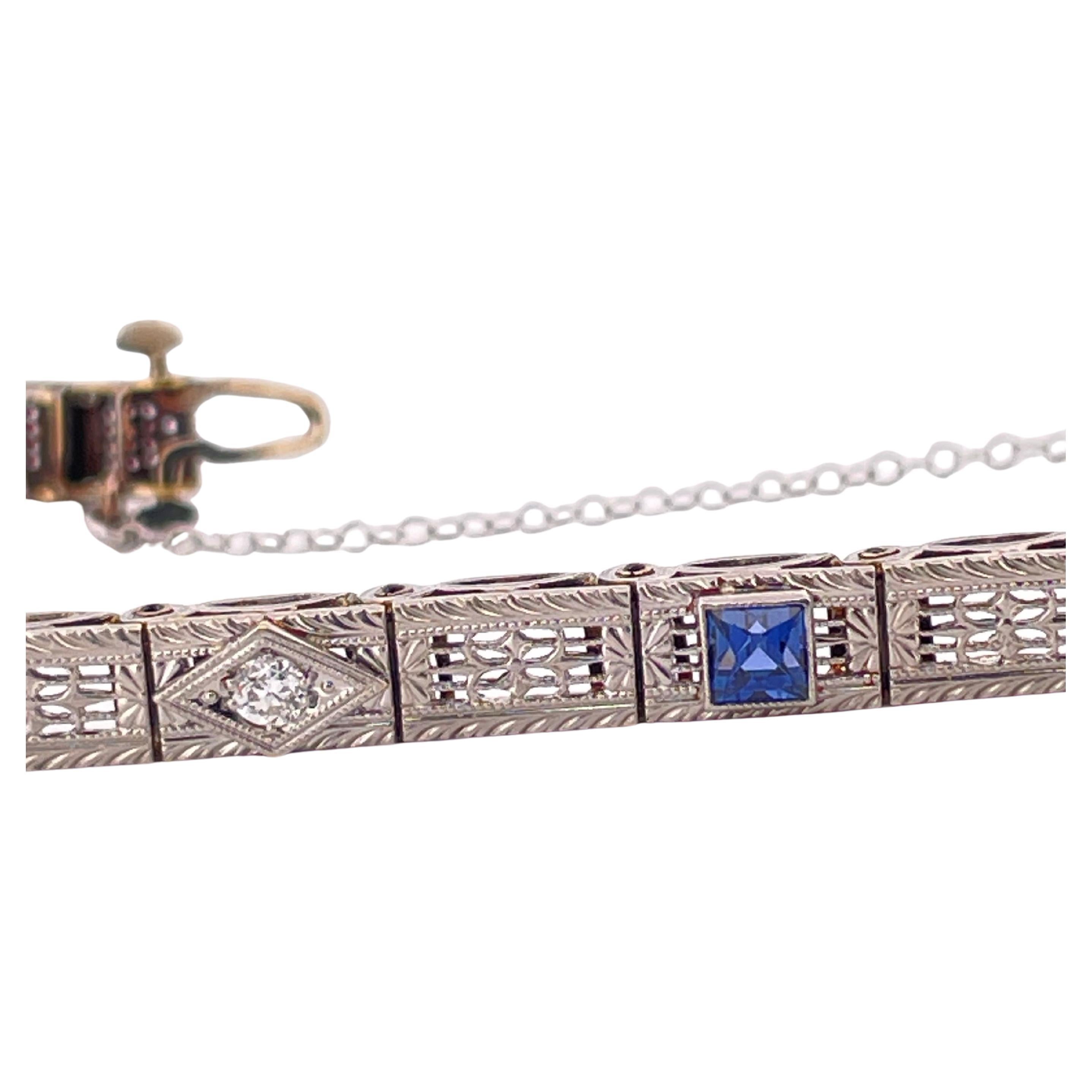 1920er Jahre 14k Weißgold 0,10ctw Diamant & 0,20ctw Saphir-Armband im Zustand „Gut“ im Angebot in Sewickley, PA