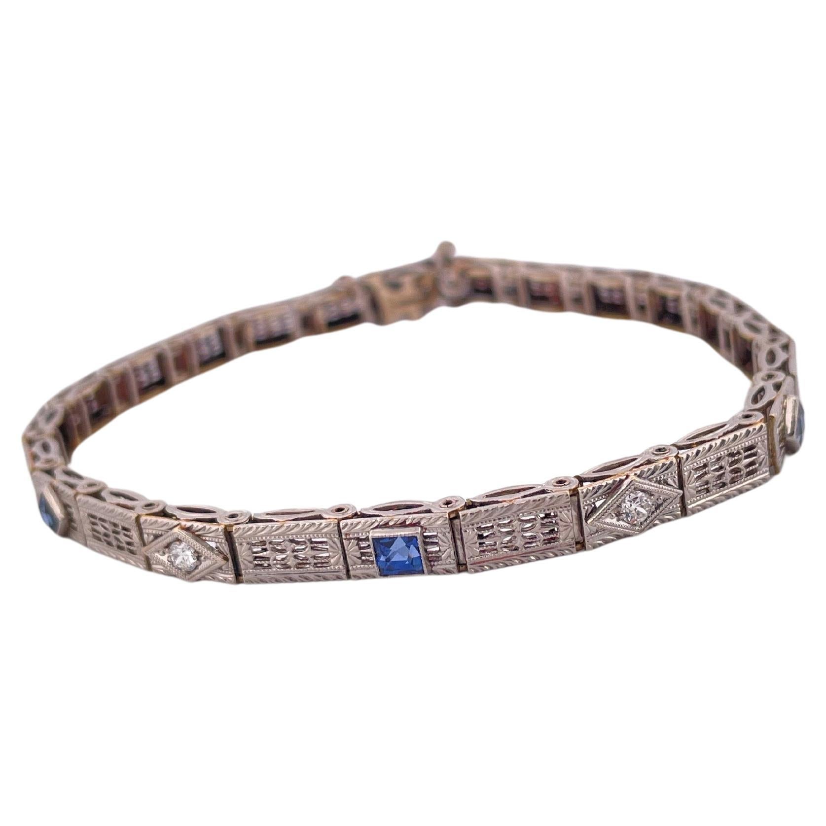 1920er Jahre 14k Weißgold 0,10ctw Diamant & 0,20ctw Saphir-Armband im Angebot