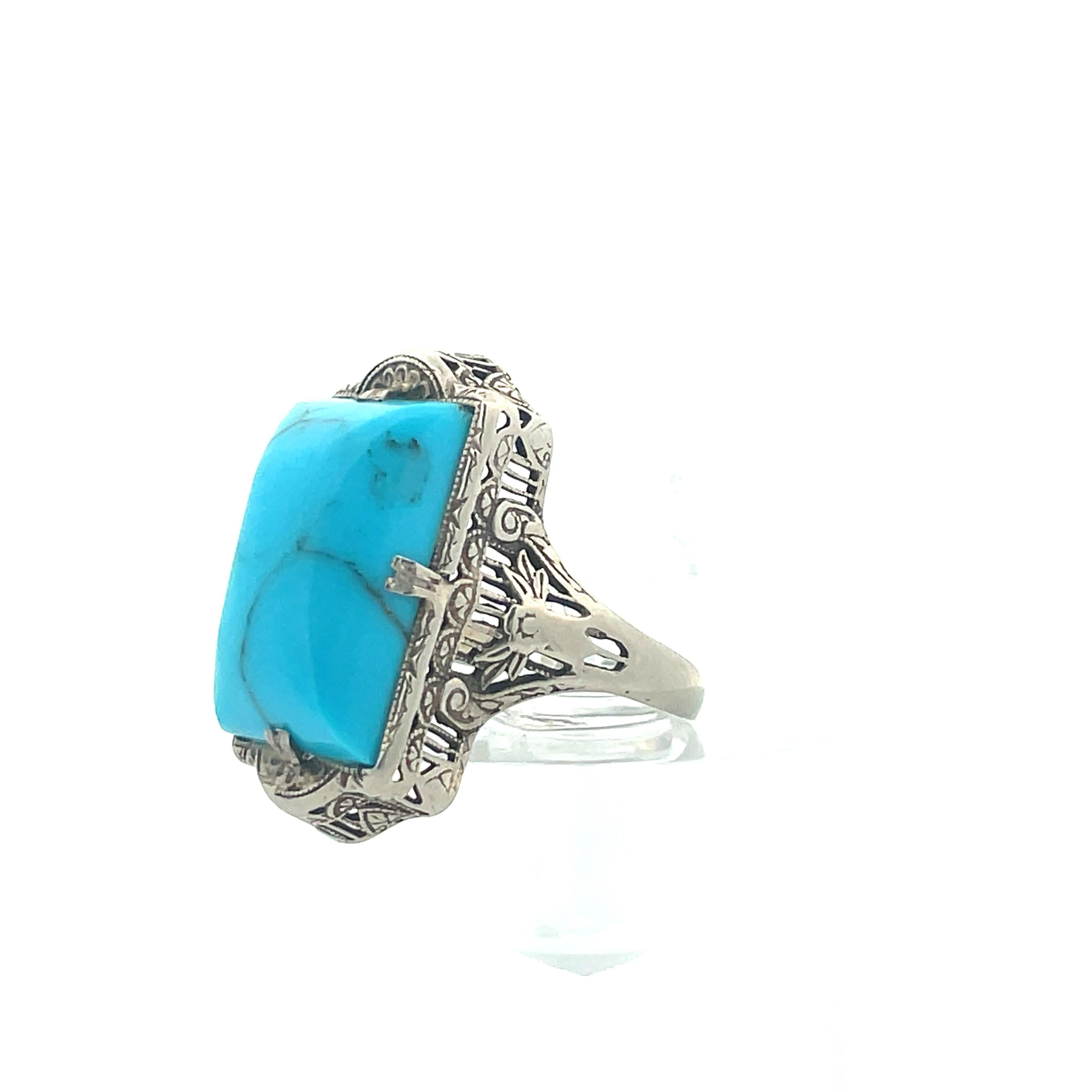  1920s 14k White Gold and Turquoise Cabochon Filigree Ring  In Excellent Condition In Lexington, KY