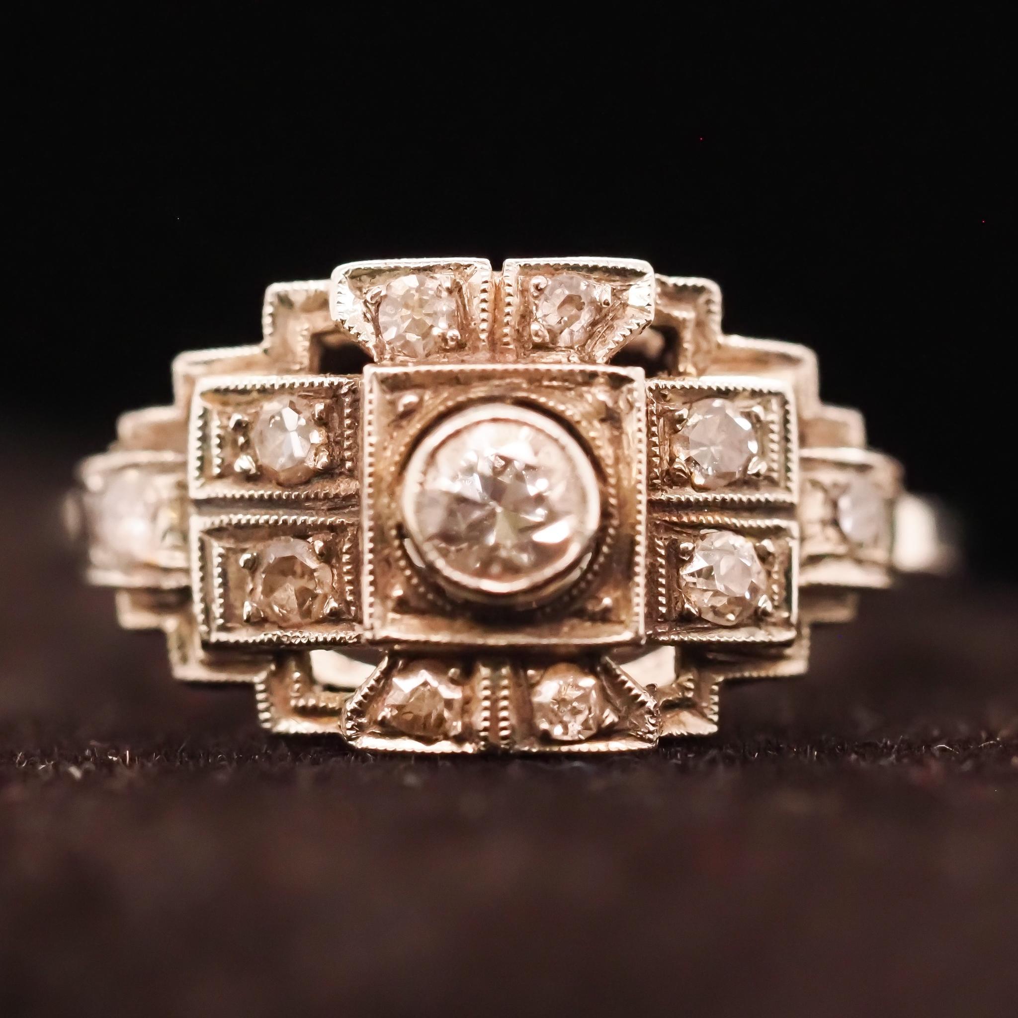 1920s 14K White Gold Old European Cut Diamond Engagement Ring For Sale 1