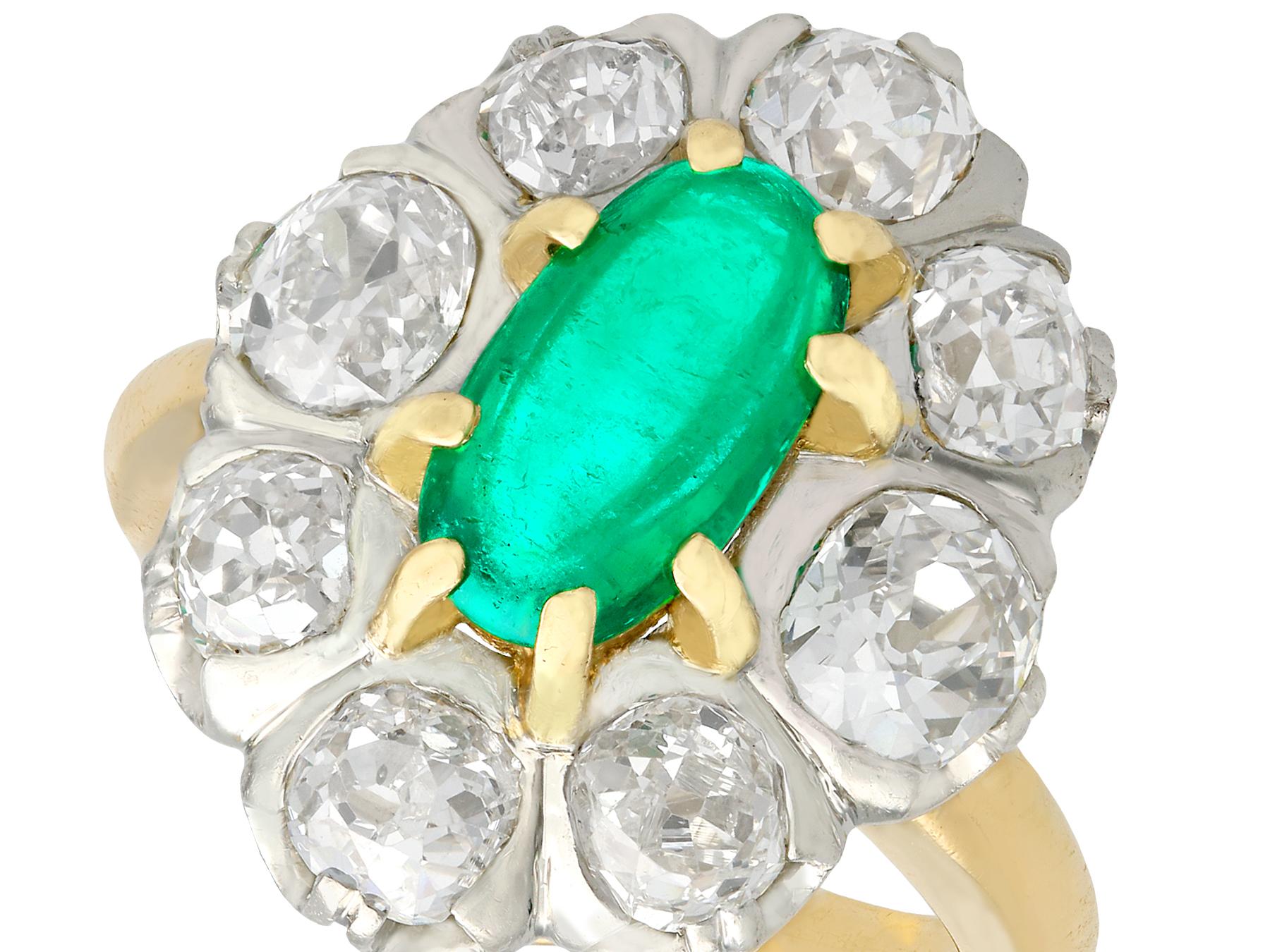 1920er Jahre Verlobungsring aus Gold mit 1,50 Karat Smaragd im Cabochon-Schliff und 2,85 Karat Diamant für Damen oder Herren im Angebot