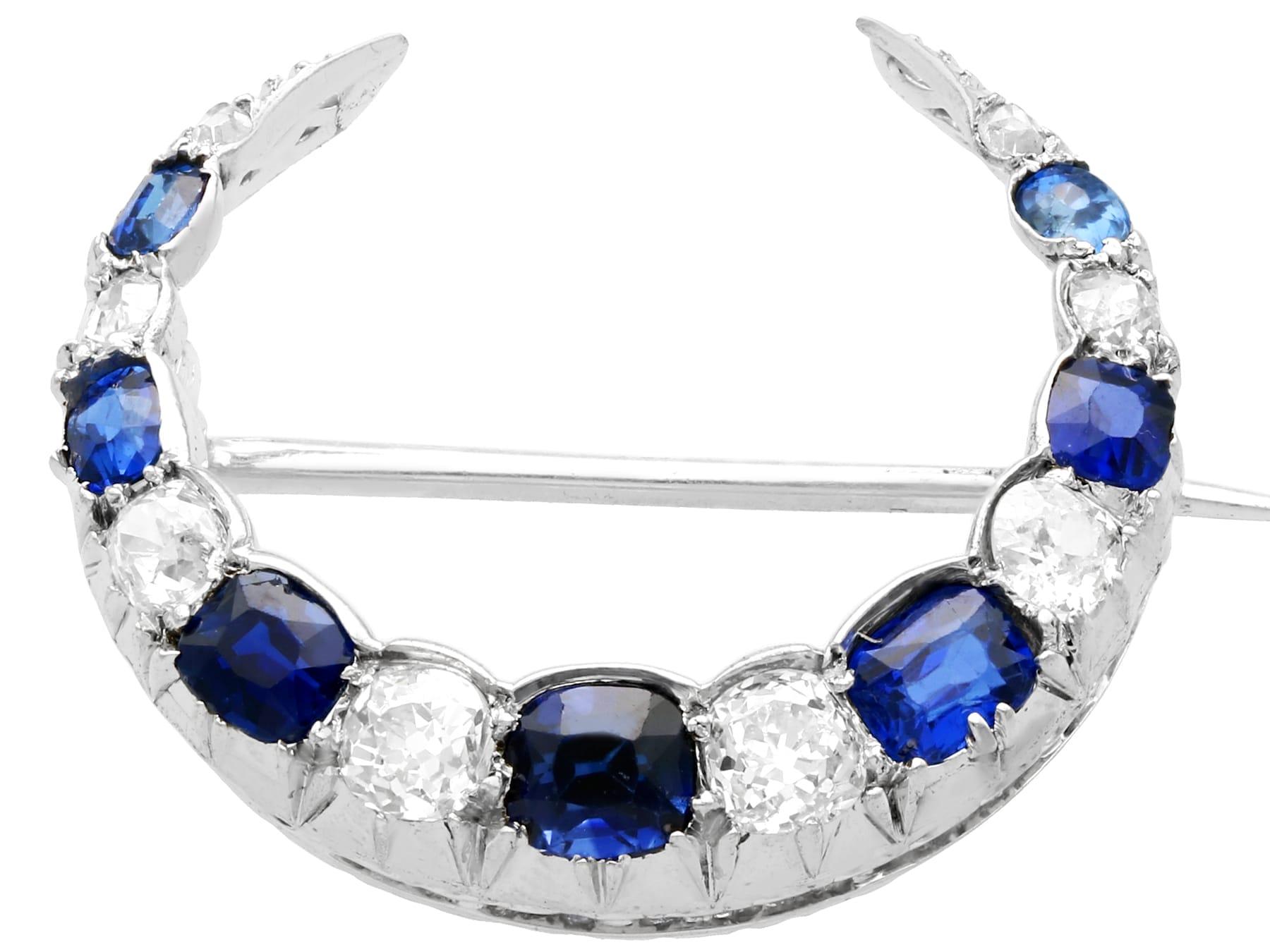 1920s 1.88 Carat Sapphire and 1.04 Carat Diamond White Gold Crescent Brooch In Excellent Condition In Jesmond, Newcastle Upon Tyne