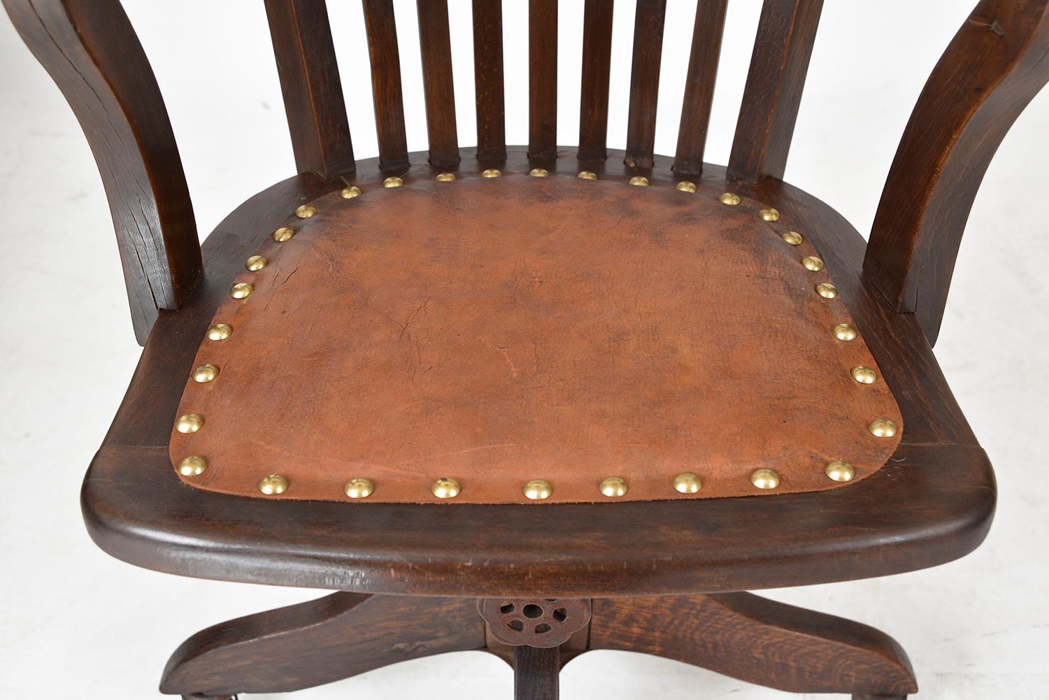 1920s 1930s English Captains Office Swivel Desk Chair by Hillcrest Adjustable In Good Condition In Sherborne, Dorset