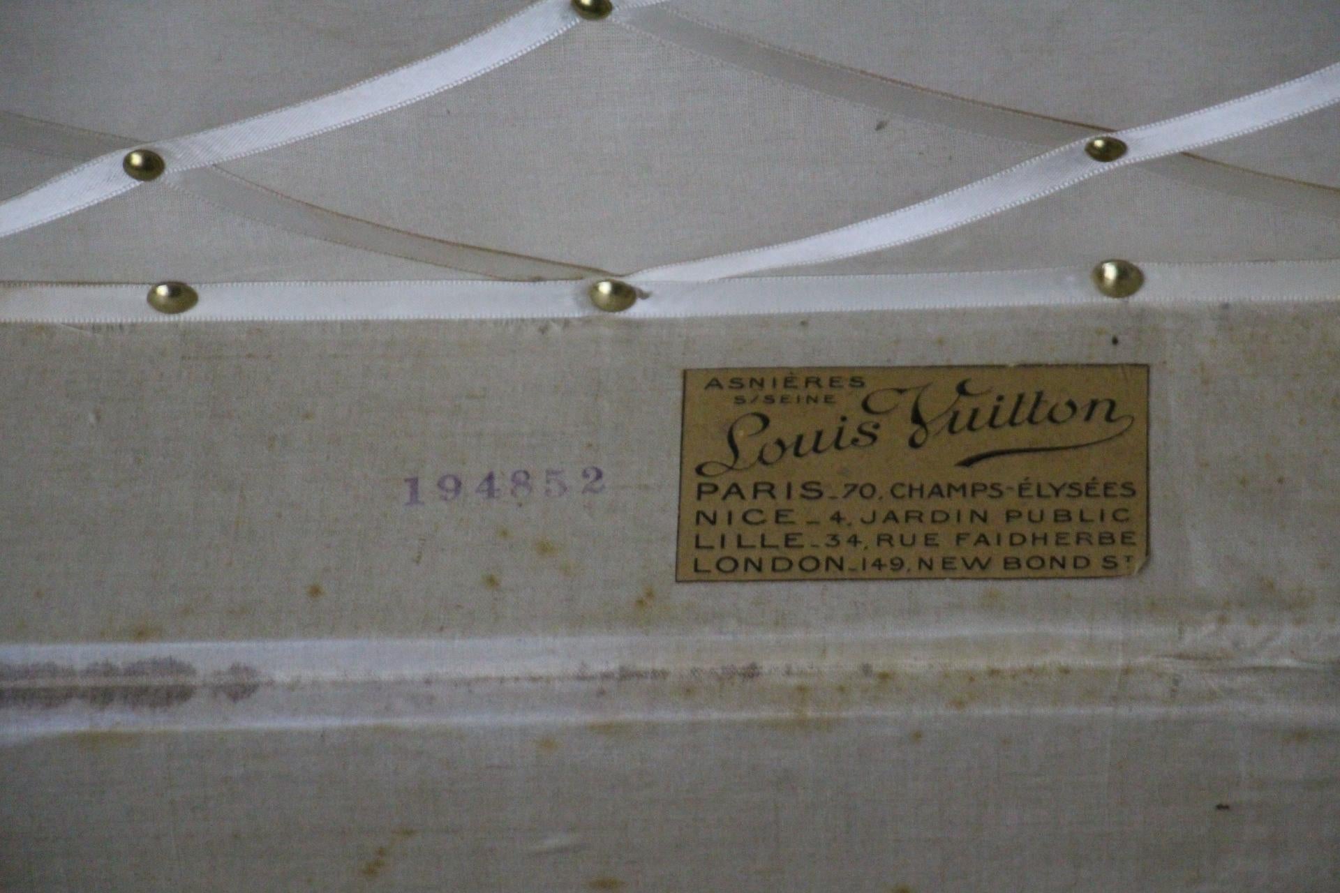1920's-1930's Louis Vuitton Trunk in Monogram, 80 cm Louis Vuitton Steamer Trunk 4