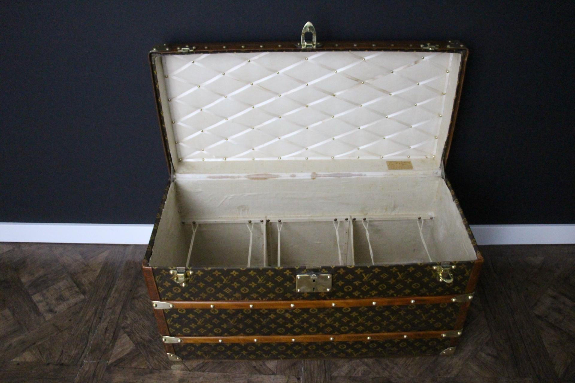 1920's-1930's Louis Vuitton Trunk in Monogram, 80 cm Louis Vuitton Steamer Trunk 6