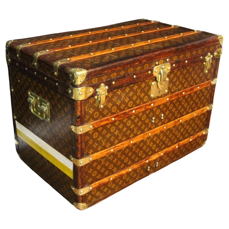 Sold at Auction: Vintage Louis Vuitton Wardrobe Steamer Trunk, circa 1920s