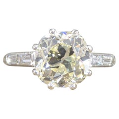 1920s 2.57ct Cushioned Old Mine Cut Diamond Engagement Ring with Shoulders Plat