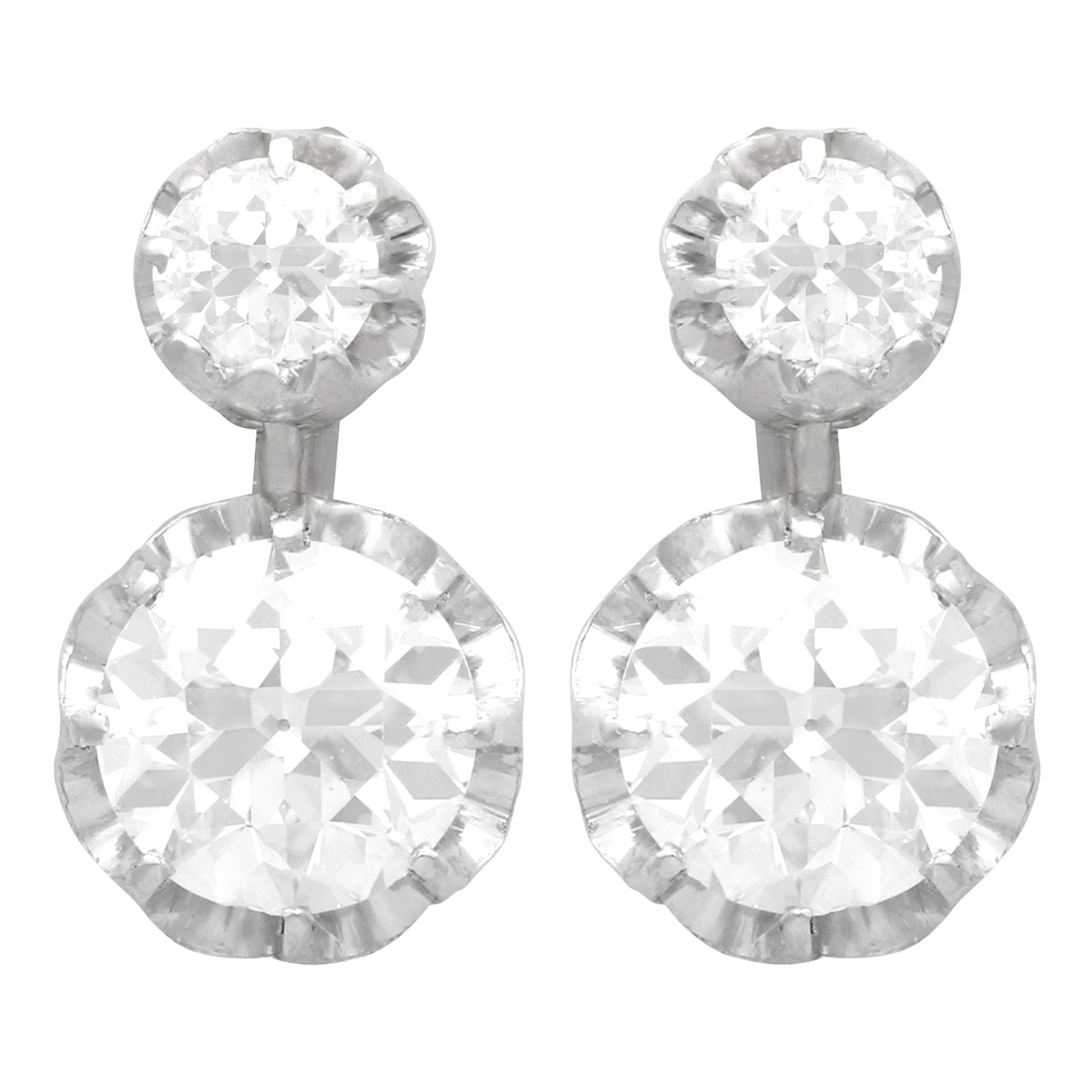 1920s 2.64 Carat Diamond and Yellow Gold Drop Earrings