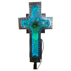 Crucifix Art déco en aluminium coulé et néon des années 1920 /30.