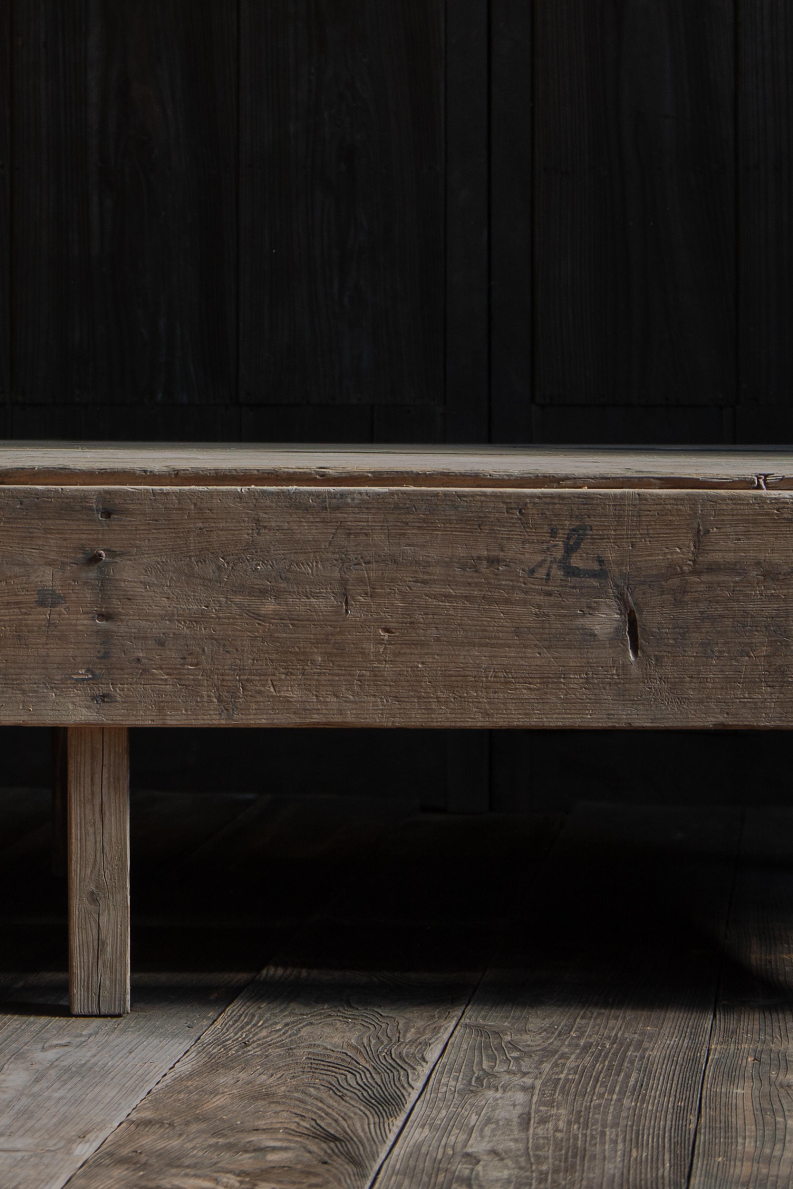 Tavolo basso o panca vintage giapponese degli anni '20-'40. Wabi sabi japandi in vendita 12