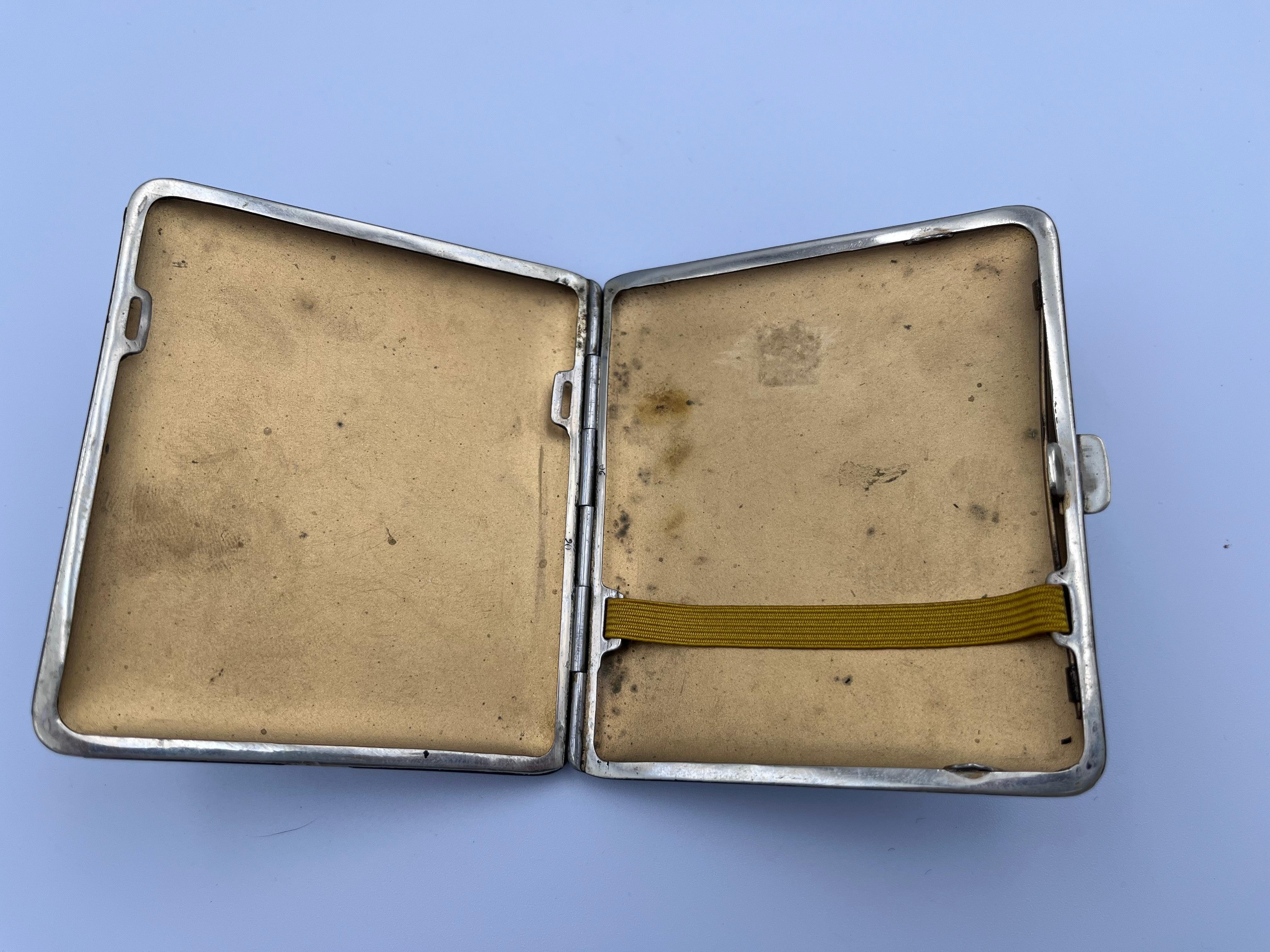 Pitillera Alpacca Art Decó de 1920 con esmalte negro geométrico 