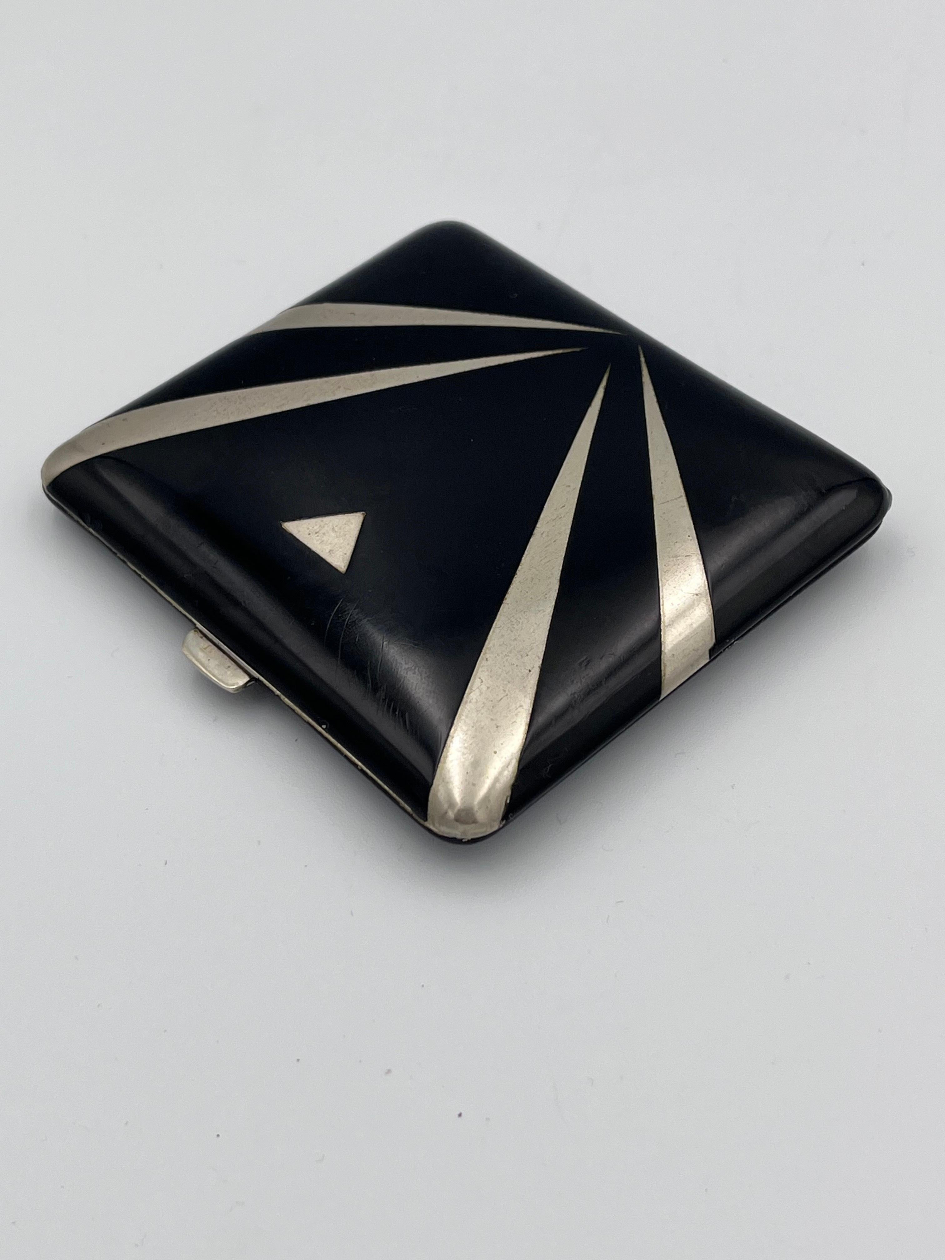 Pitillera Alpacca Art Decó de 1920 con esmalte negro geométrico 