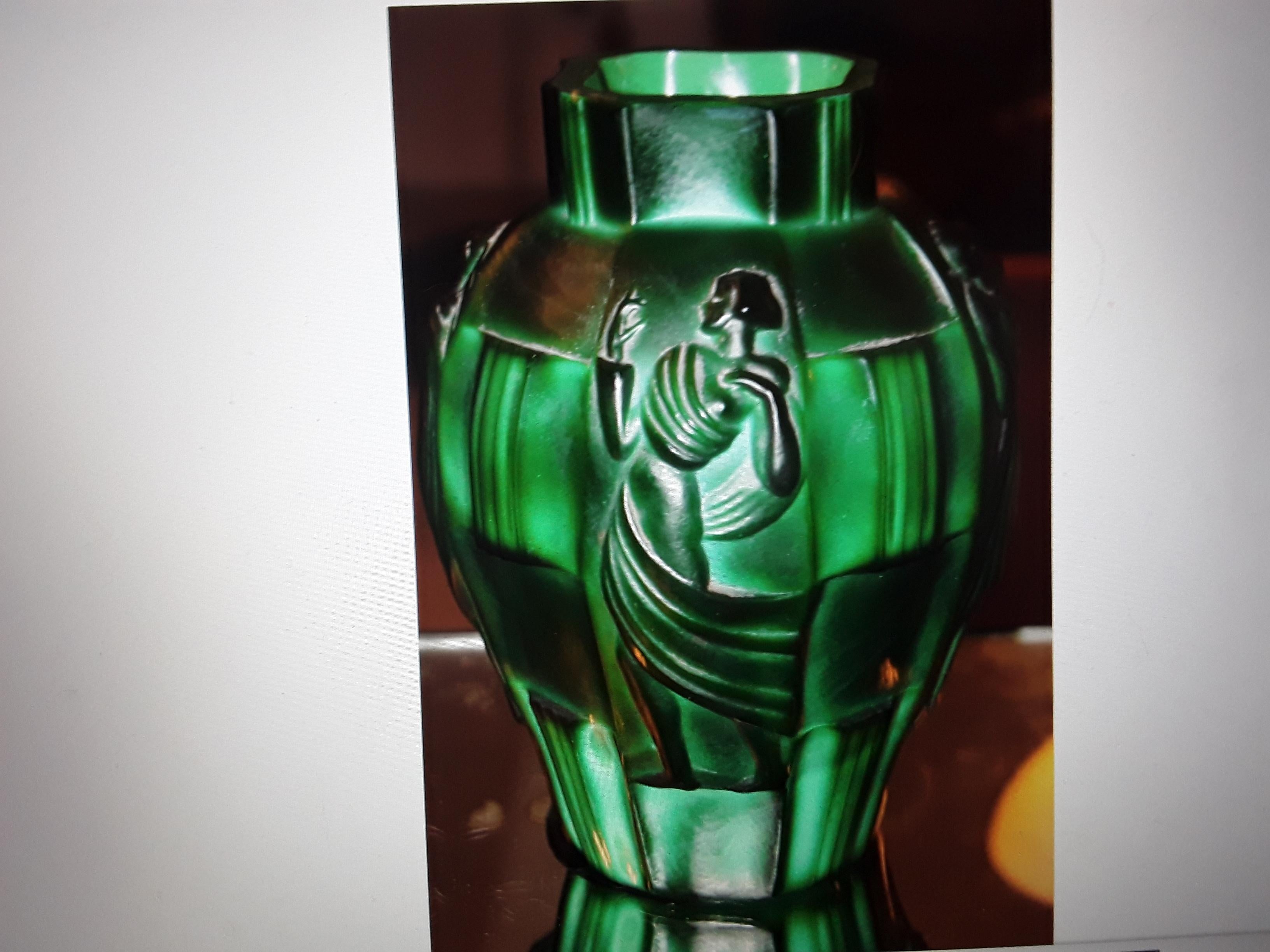 1920's American Art Deco Green [Jade Style] Figural Art Glass Vase 6