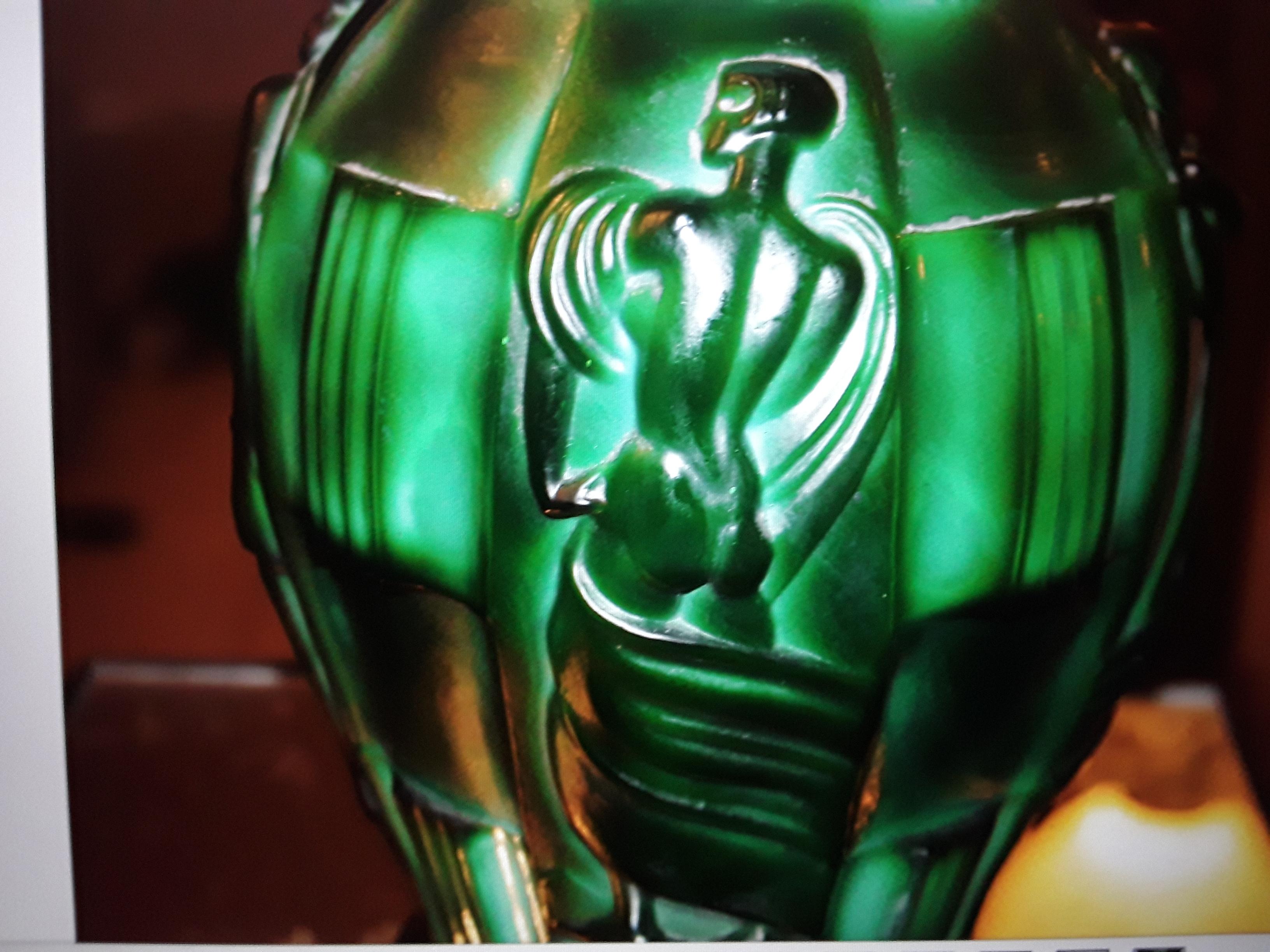 1920's American Art Deco Green [Jade Style] Figural Art Glass Vase In Good Condition In Opa Locka, FL
