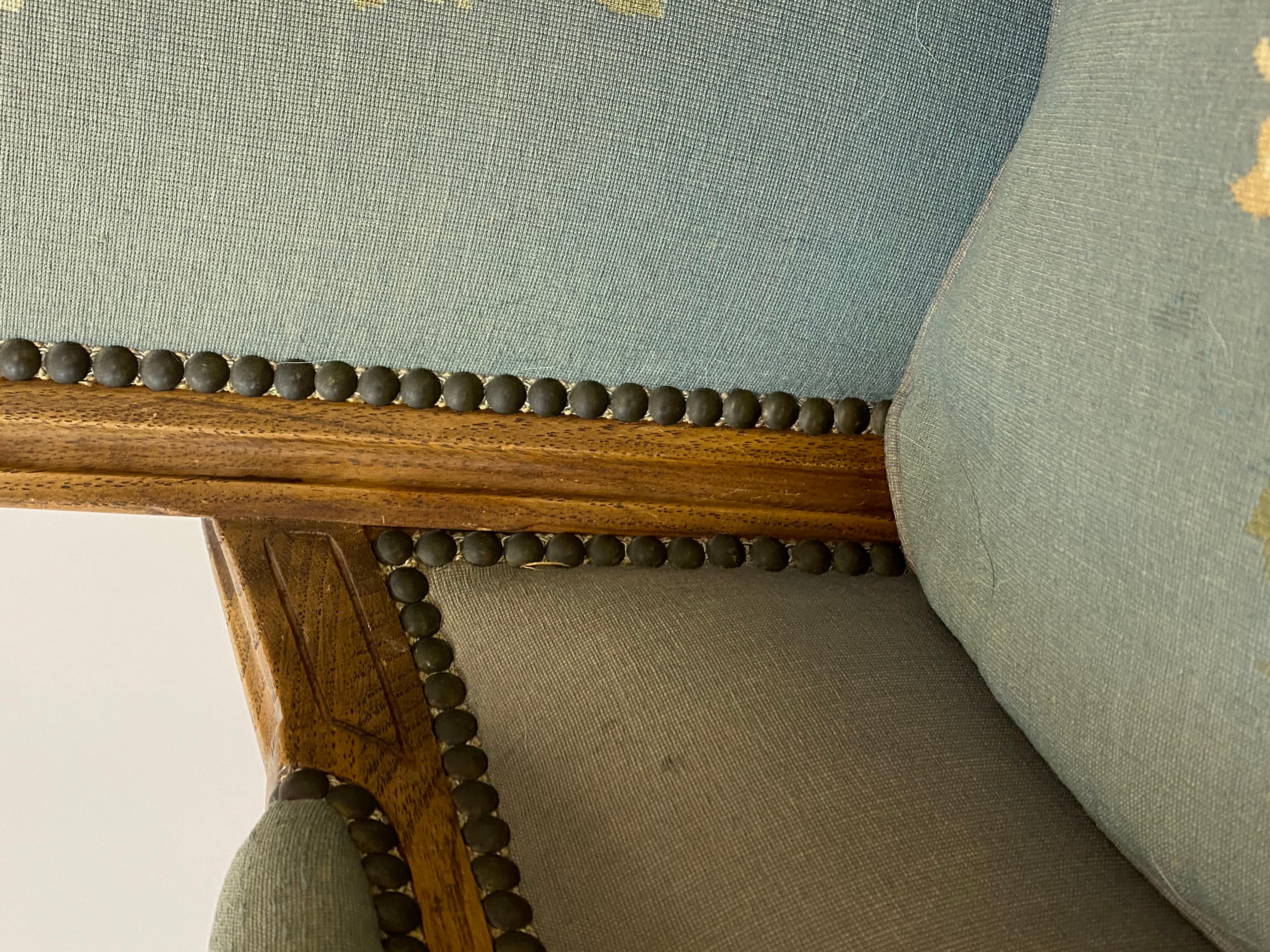 1920s American Carved Oak Settee by Robert Irwin, Grand Rapids, MI 6