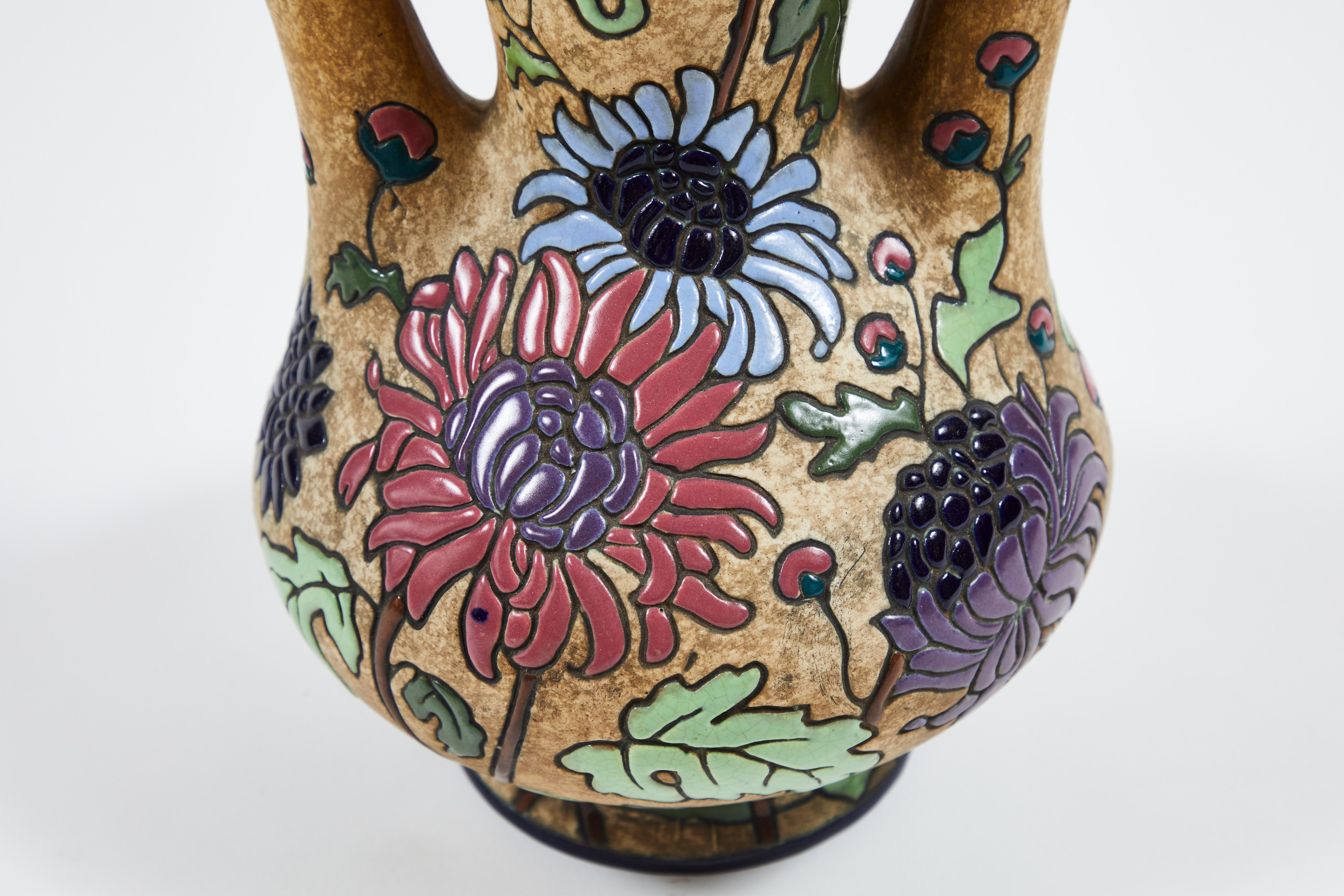 1920s Amphora Campina Tall Wedding Vase with Chrysanthemums In Good Condition In Pasadena, CA