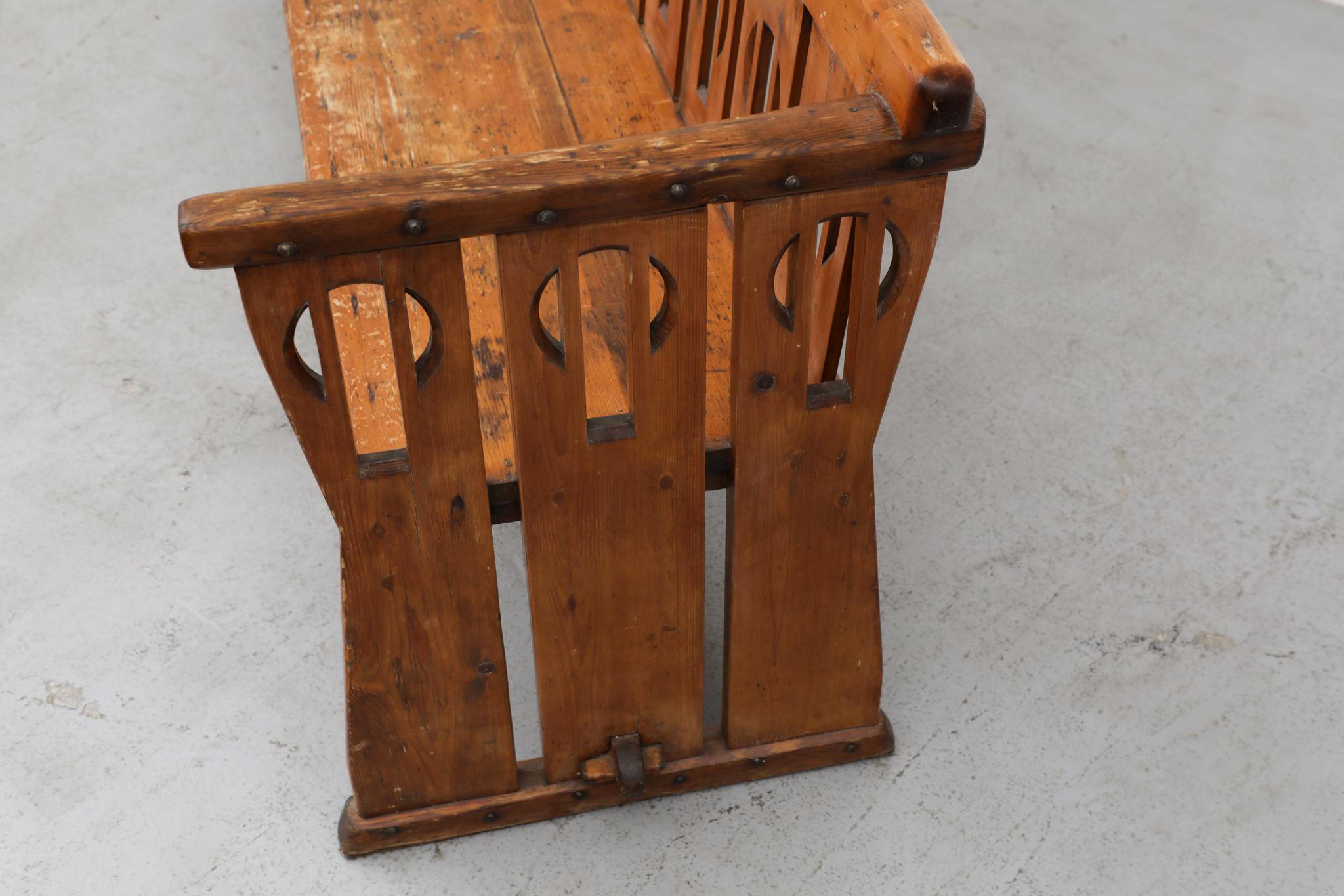 Banc en bois décoré de l'école d'Amsterdam des années 1920 en vente 5