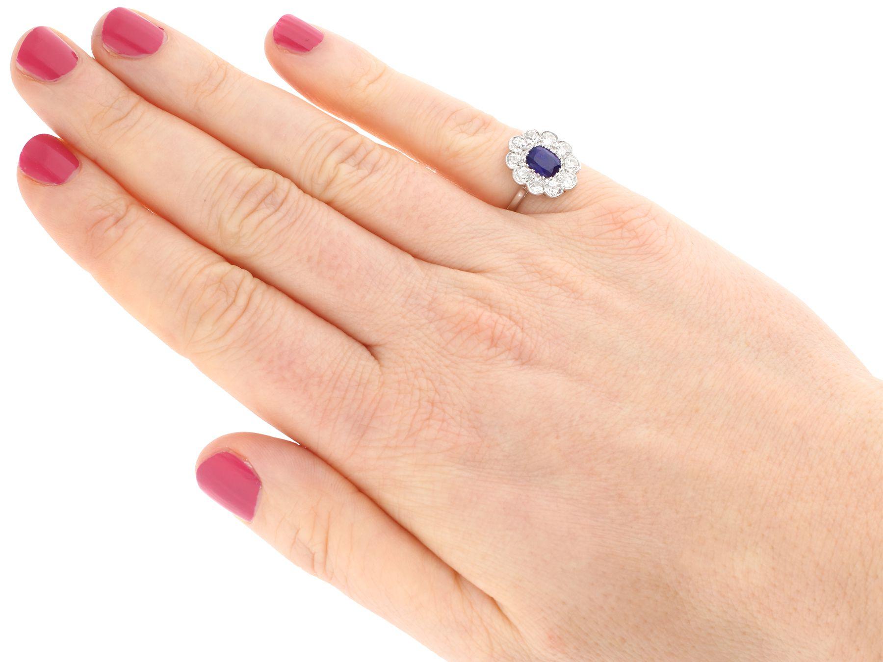 Antiker Platin-Cluster-Ring mit 1,07 Karat Saphir und 1,54 Karat Diamant aus den 1920er Jahren 1