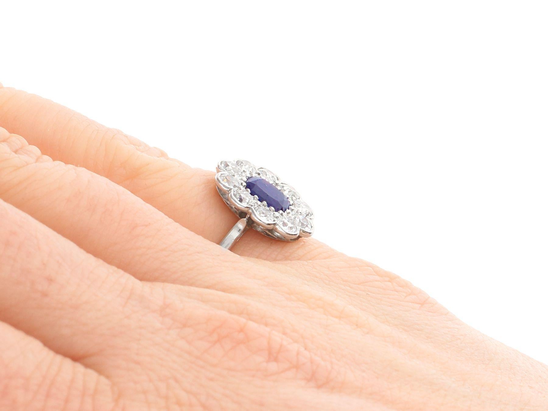 Antiker Platin-Cluster-Ring mit 1,07 Karat Saphir und 1,54 Karat Diamant aus den 1920er Jahren 2