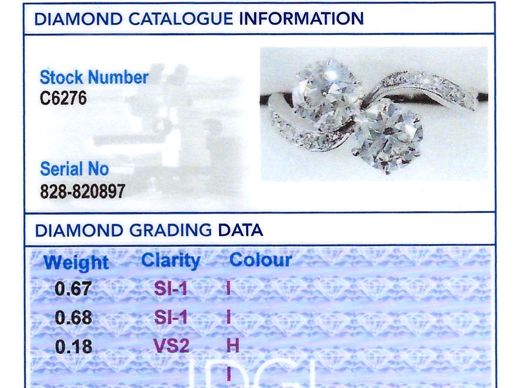 1920s Antique 1.53 Carat Diamond and Platinum Twist Engagement Ring For Sale 4