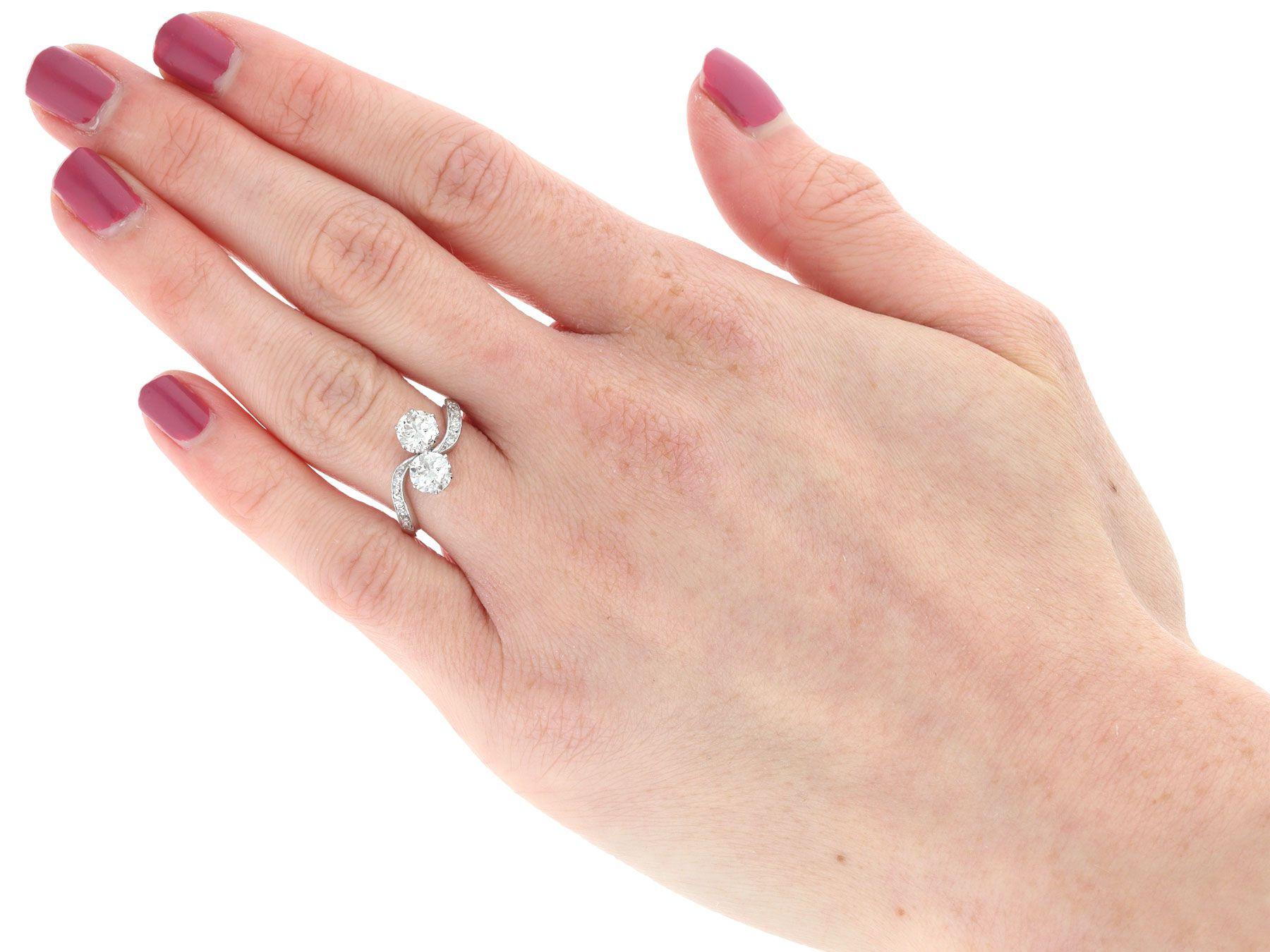1920s Antique 1.53 Carat Diamond and Platinum Twist Engagement Ring For Sale 1