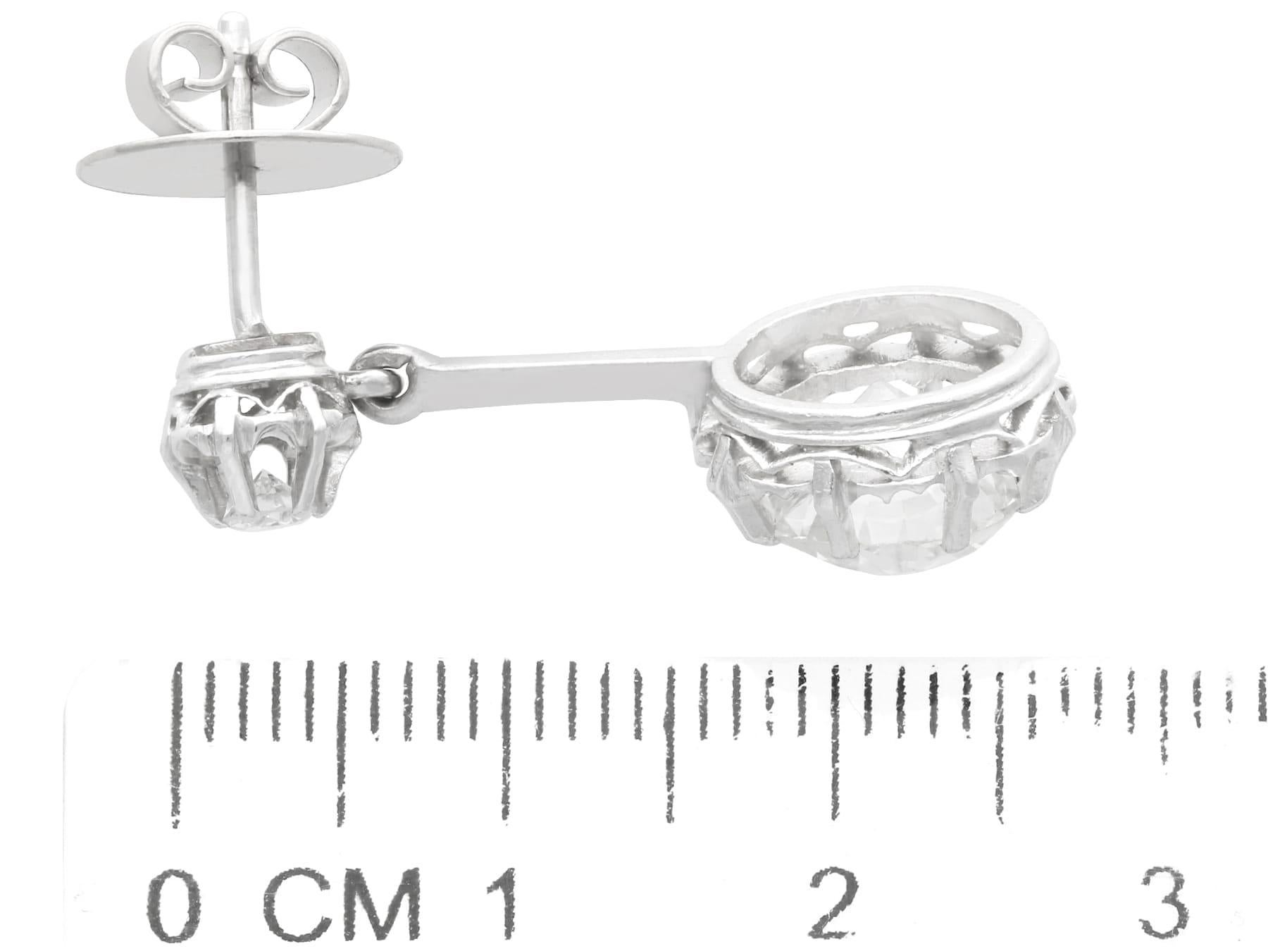 1920er Jahre Antike 4,70 Karat Diamant und Platin Tropfen Ohrringe für Damen oder Herren im Angebot