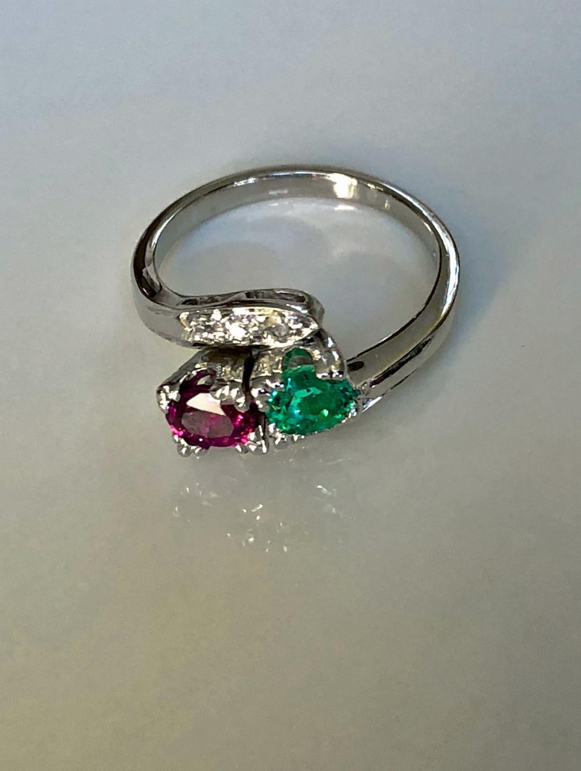 1920s Antique Art Deco Emerald Ruby Diamond Platinum Engagement Ring 2
