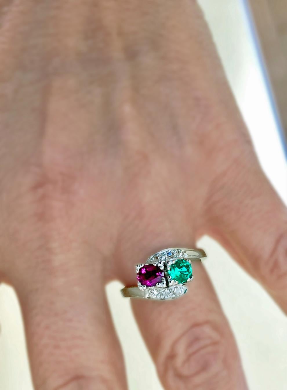 1920s Antique Art Deco Emerald Ruby Diamond Platinum Engagement Ring 4
