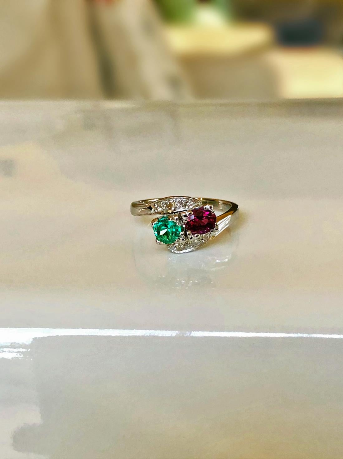 1920s Antique Art Deco Emerald Ruby Diamond Platinum Engagement Ring 5