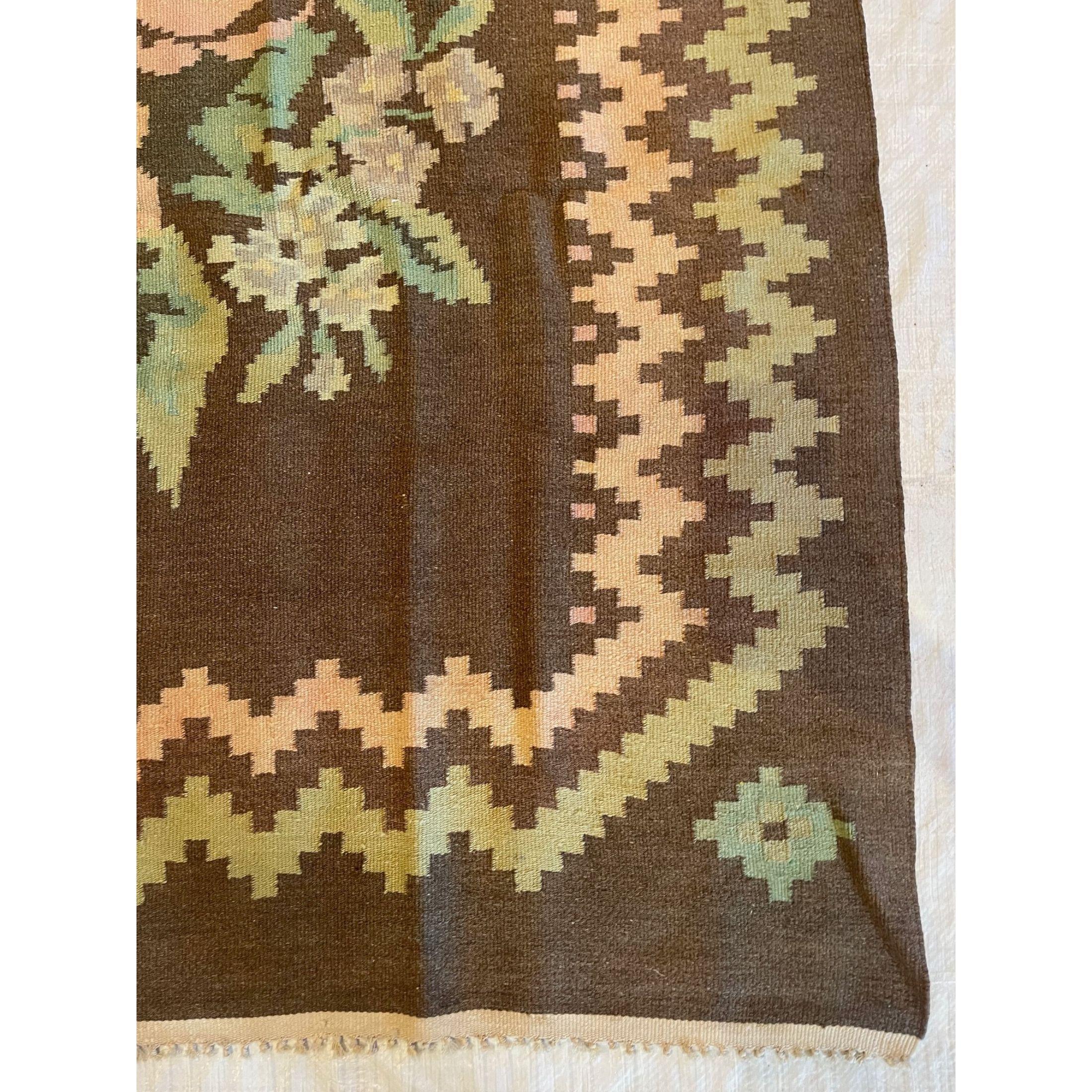 1920er Jahre Antiker botanischer Flachgewebe-Teppich aus Bessarabien (Sonstiges) im Angebot