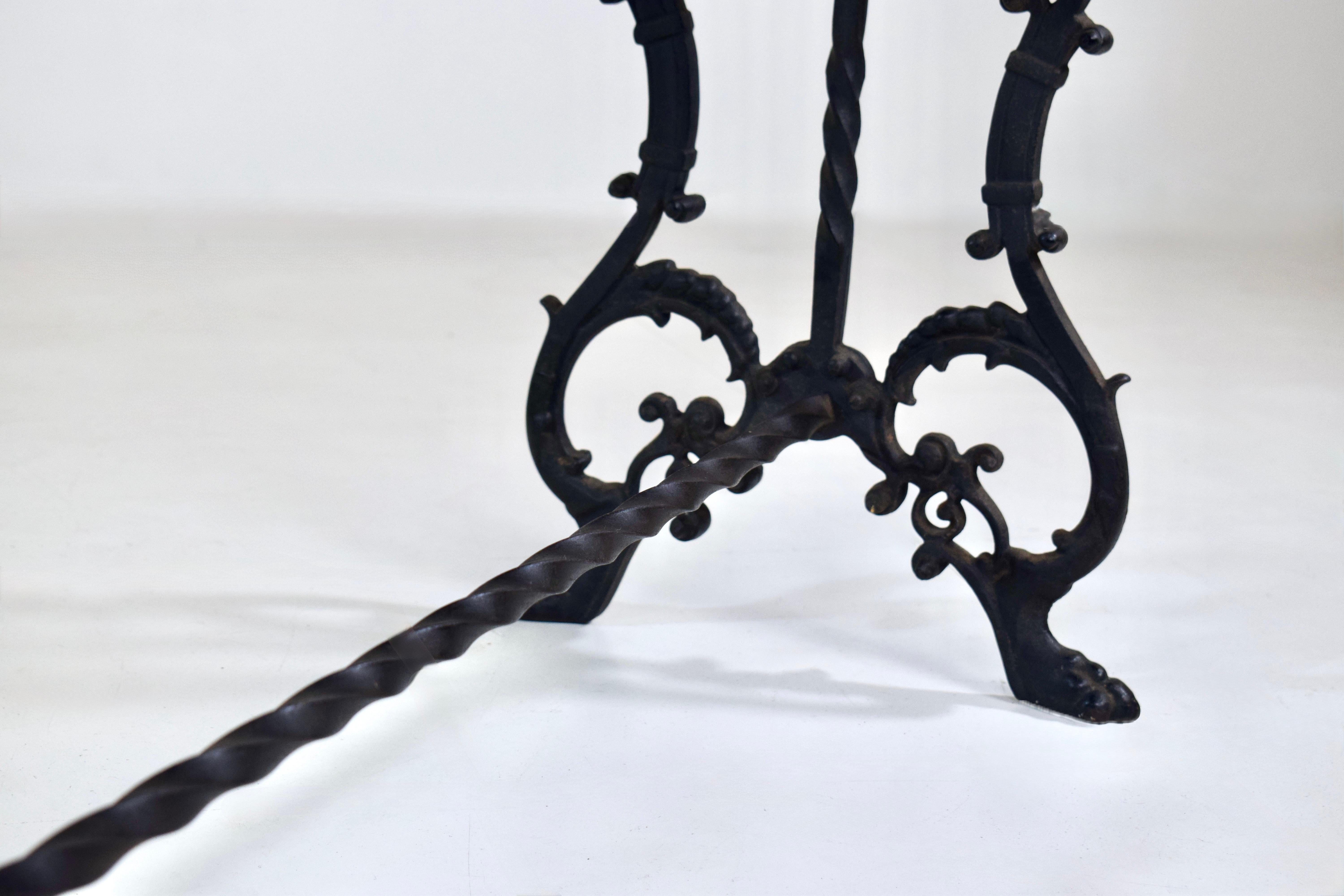 1920's Antique Cast Iron Window Bench en venta 1